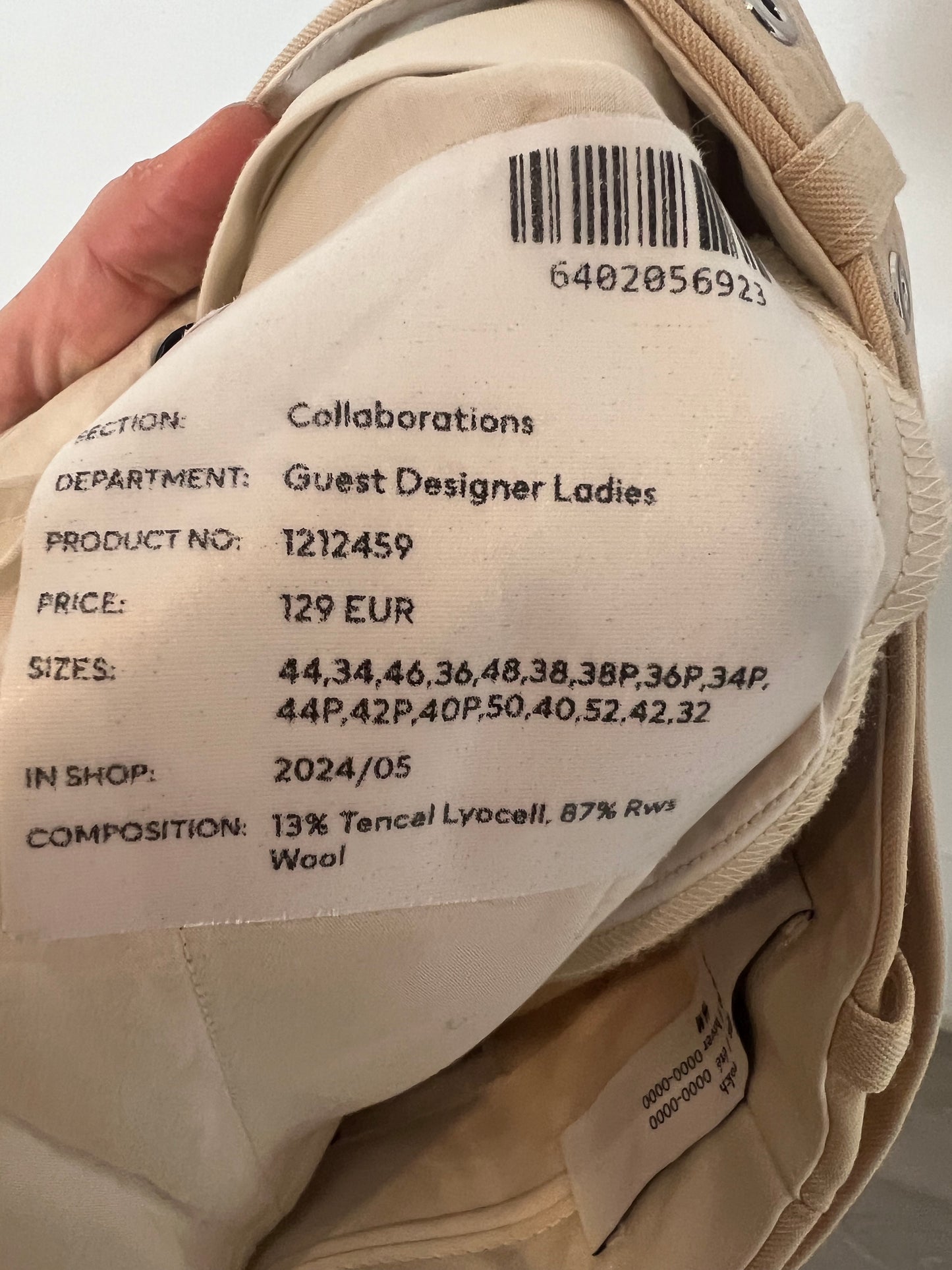 H&M x Rockh. Flowy beige trousers with slits. Size 34