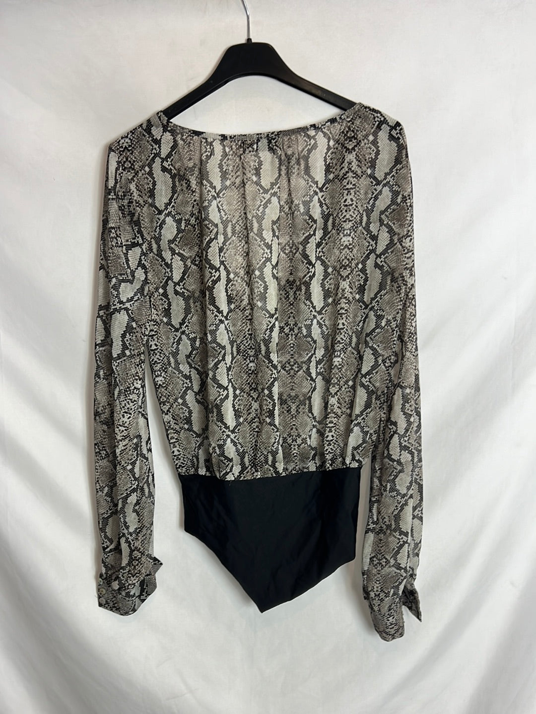 ZARA. body cruzado animal print T.s