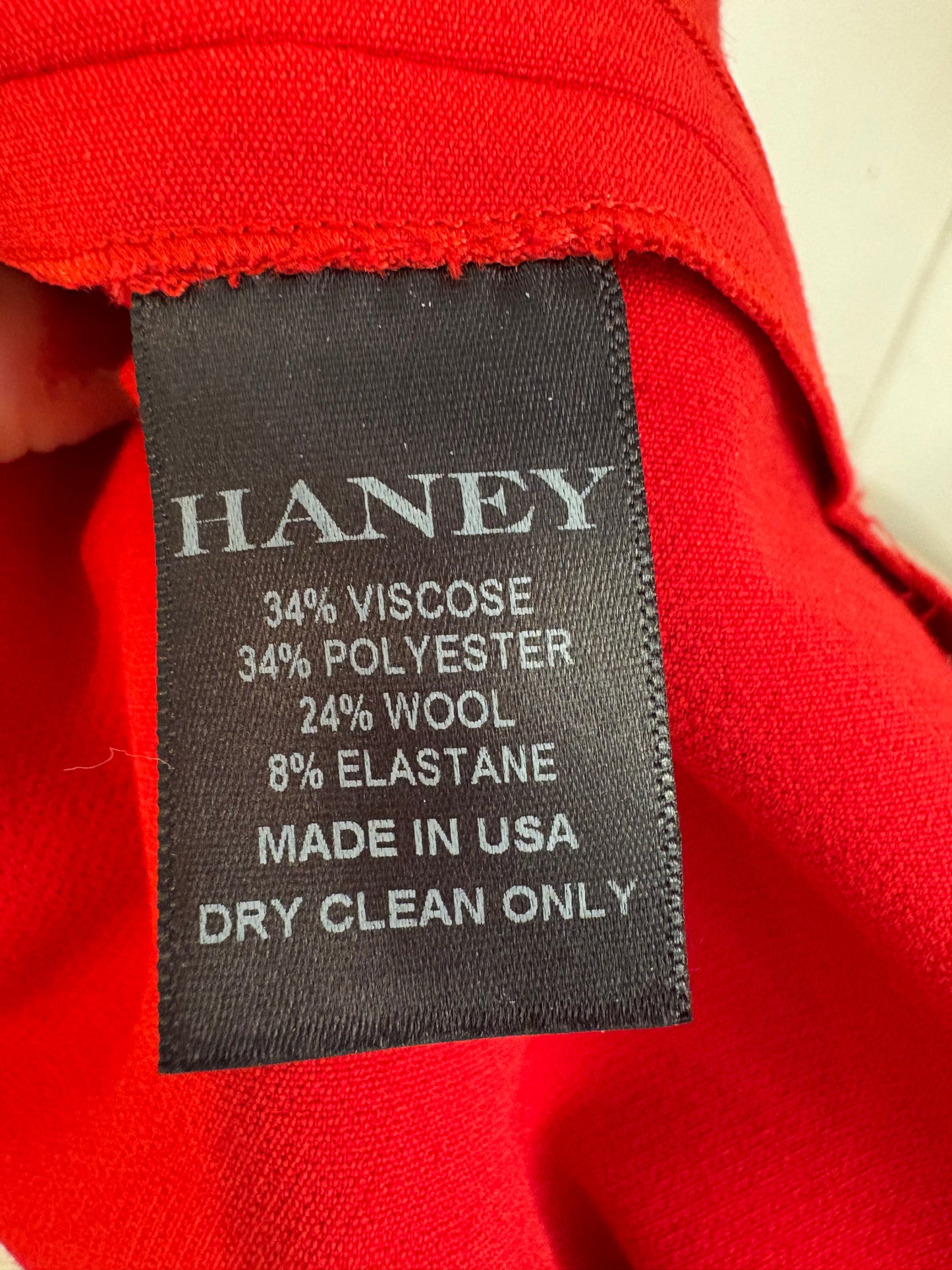 HANEY. Vestido corto bicolor asimétrico