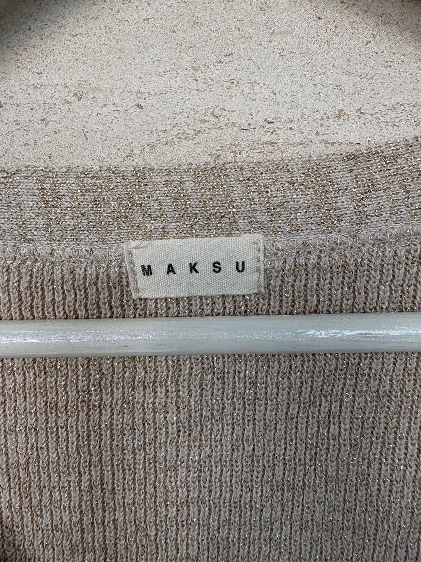 MAKSU. Buttoned thread jacket. Size XS/S