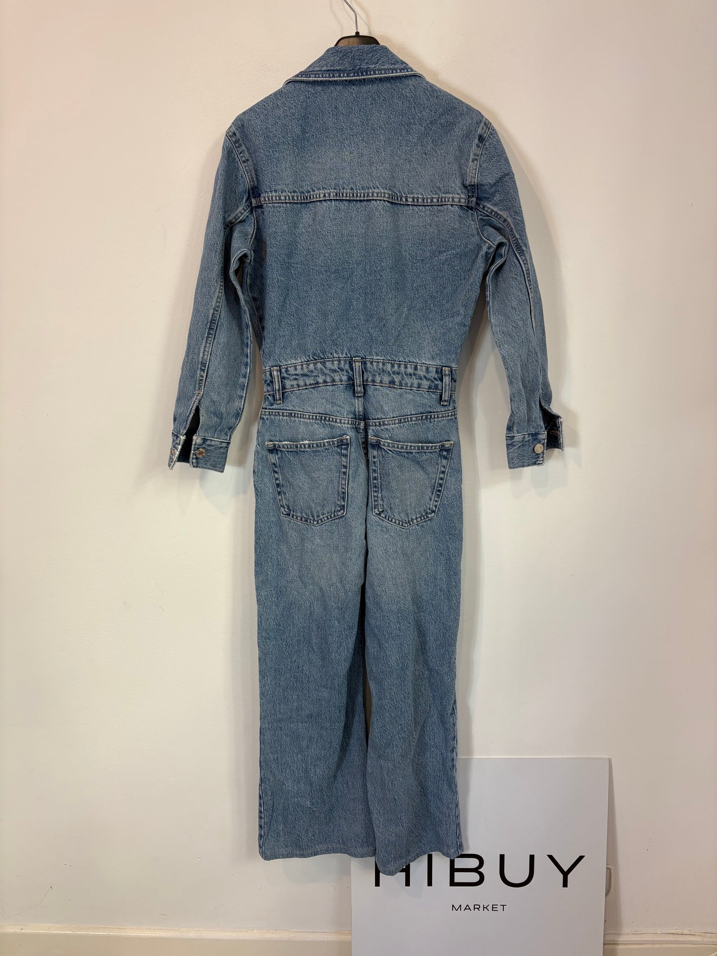 ZARA. Mono denim bolsillos