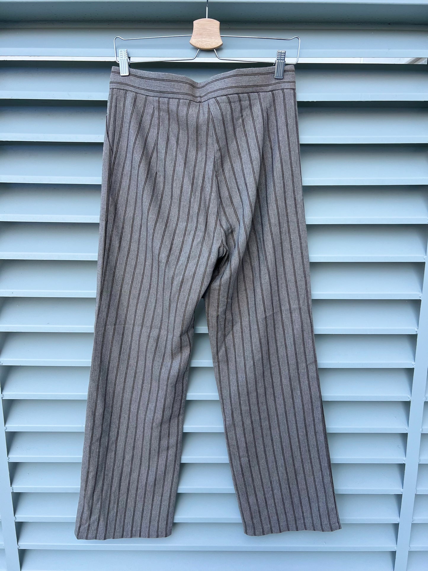 MAROLA. Mustard textured wool skirt. S/M