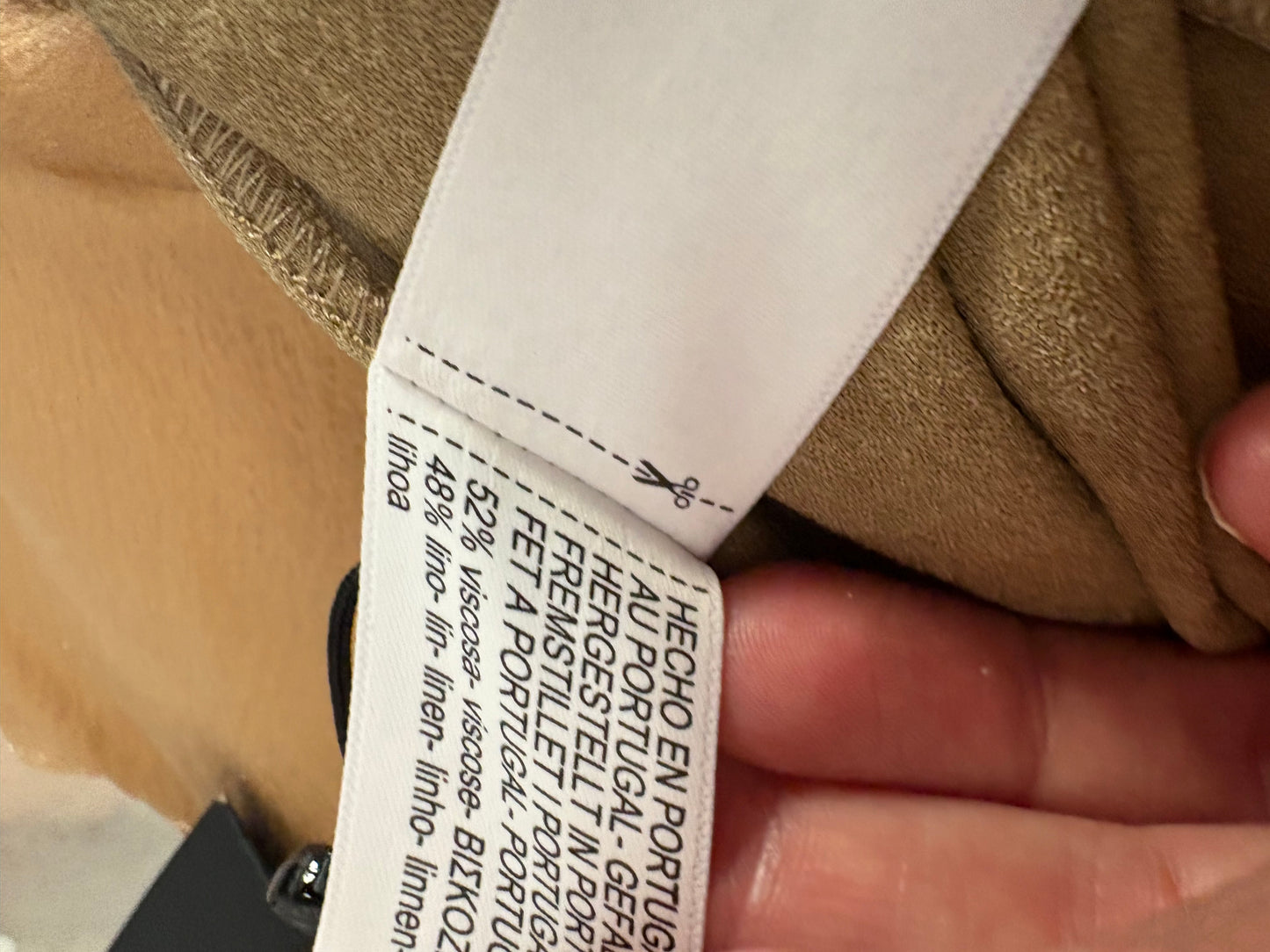 MASSIMO DUTTI. Tan mixed-color midi skirt. Size XS ( S)