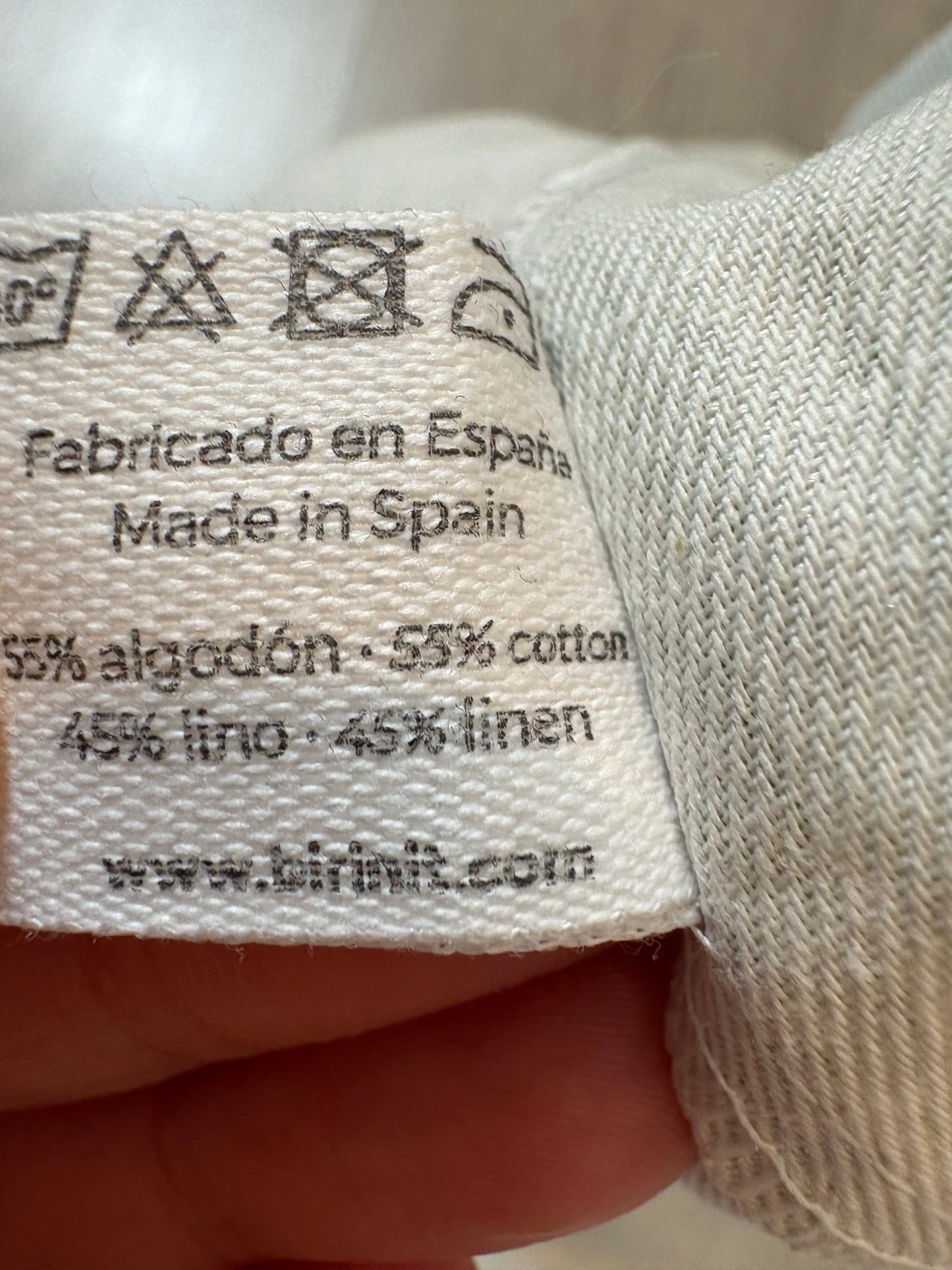 BIRINIT. Vestido largo asimétrico estampado