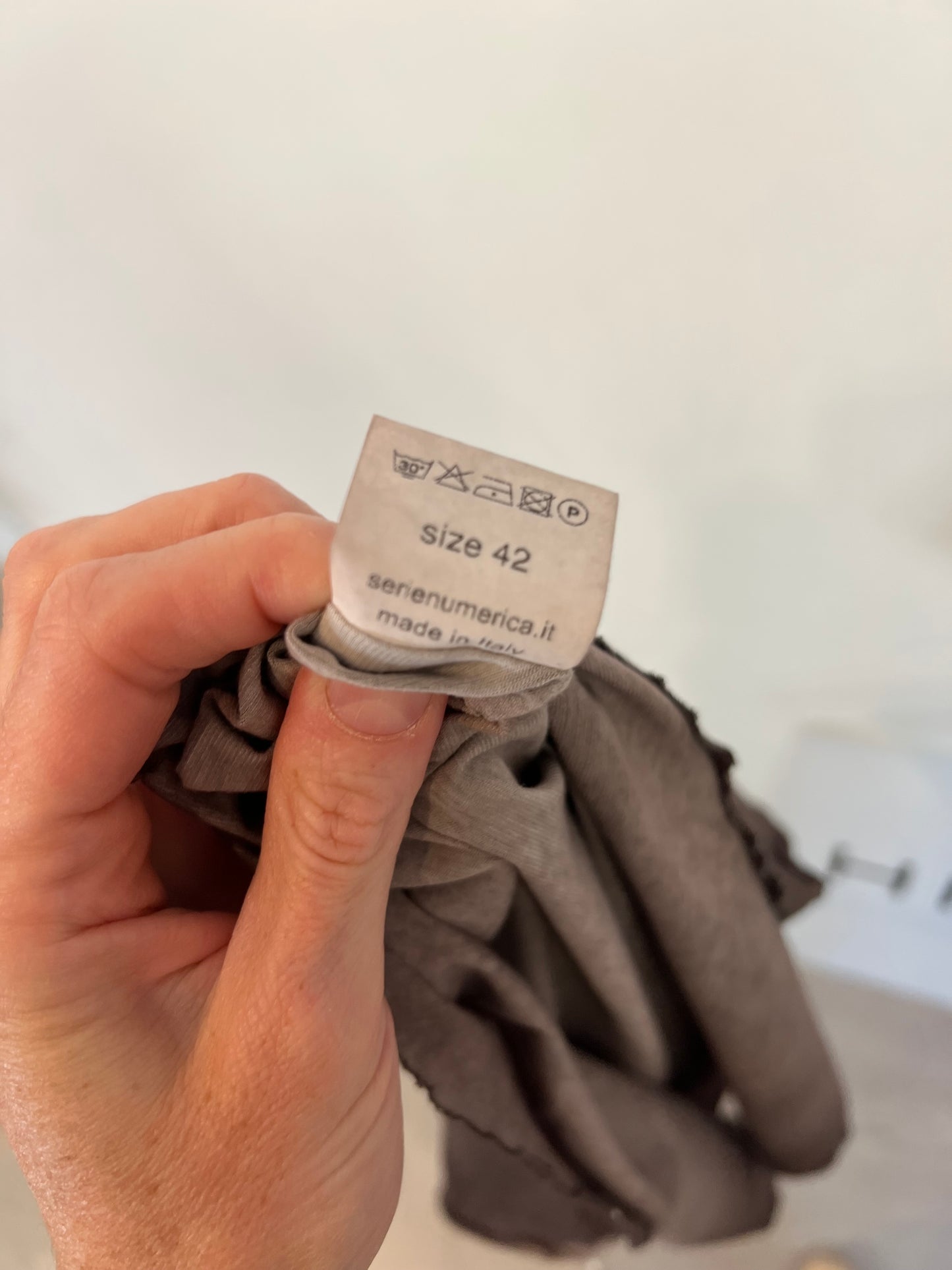 OTRAS. Camiseta marrón tie dye T.42(m)