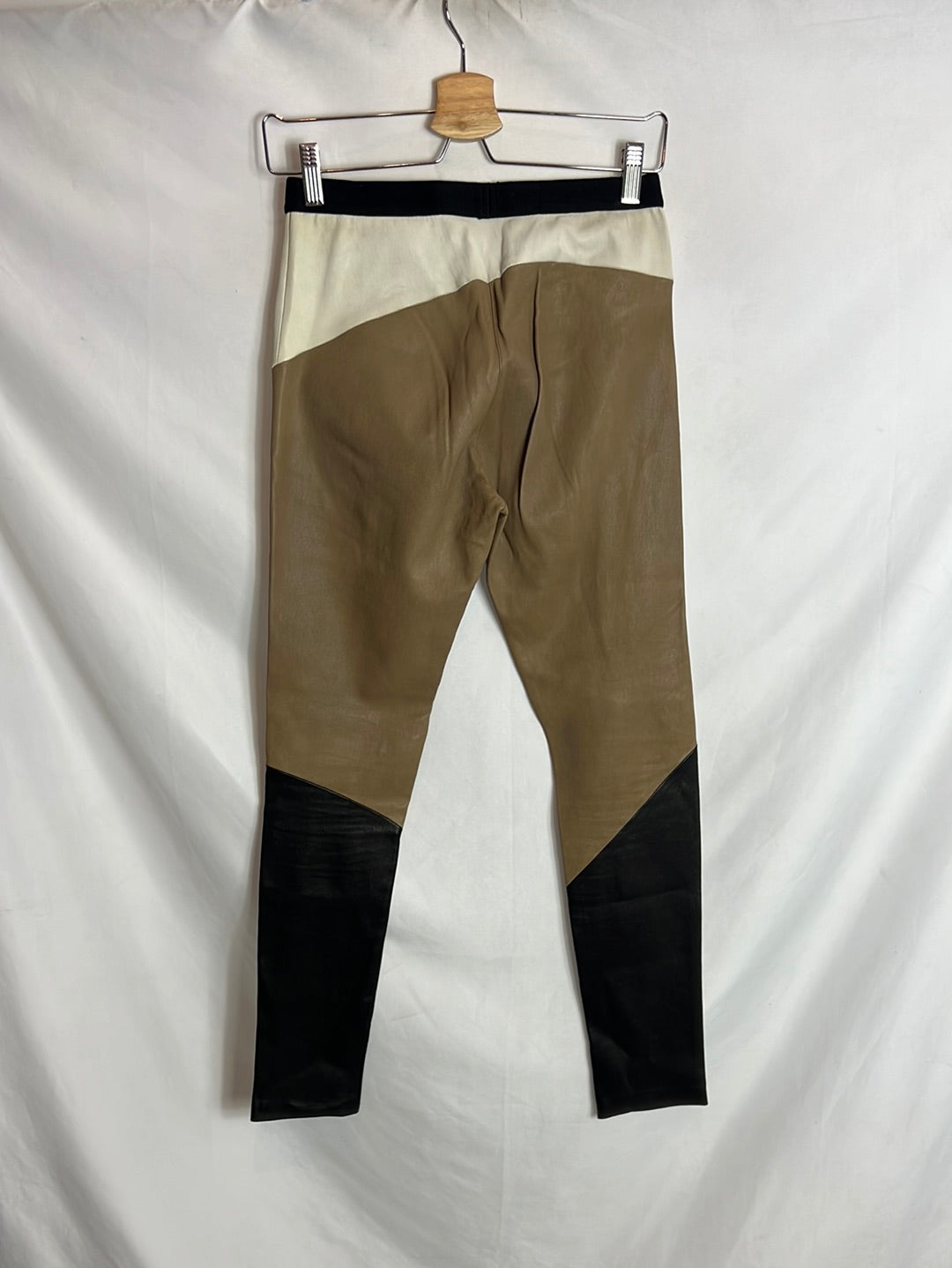 NEIL BARRETT. Leggins piel tricolor. T S (Tara)