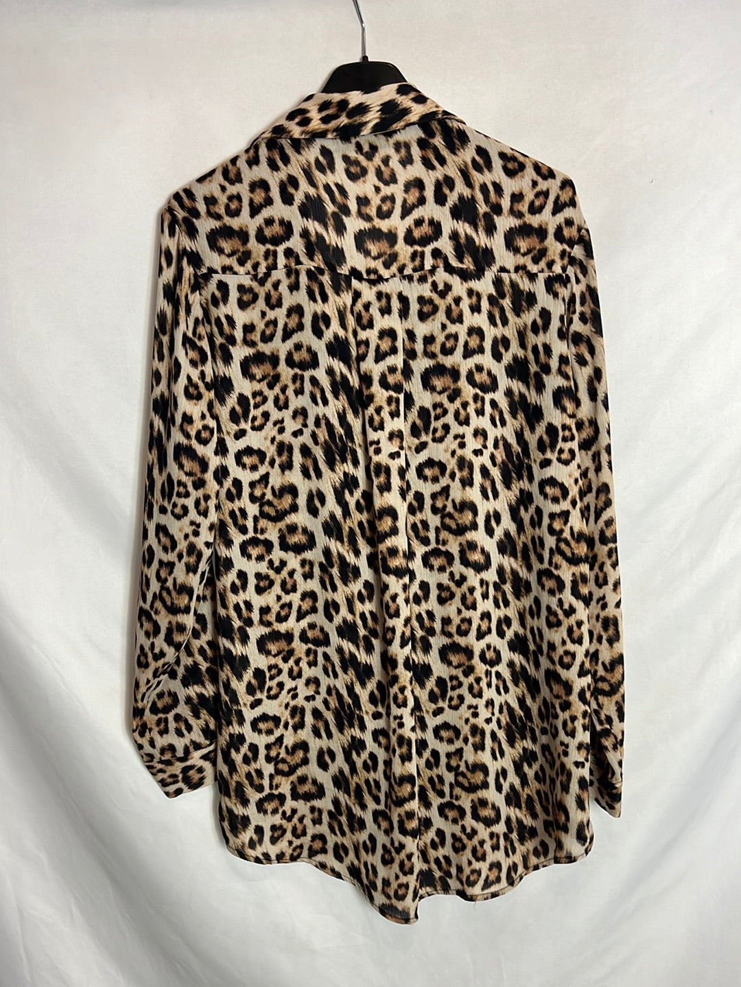 ZARA. Flowing animal print blouse. T XS