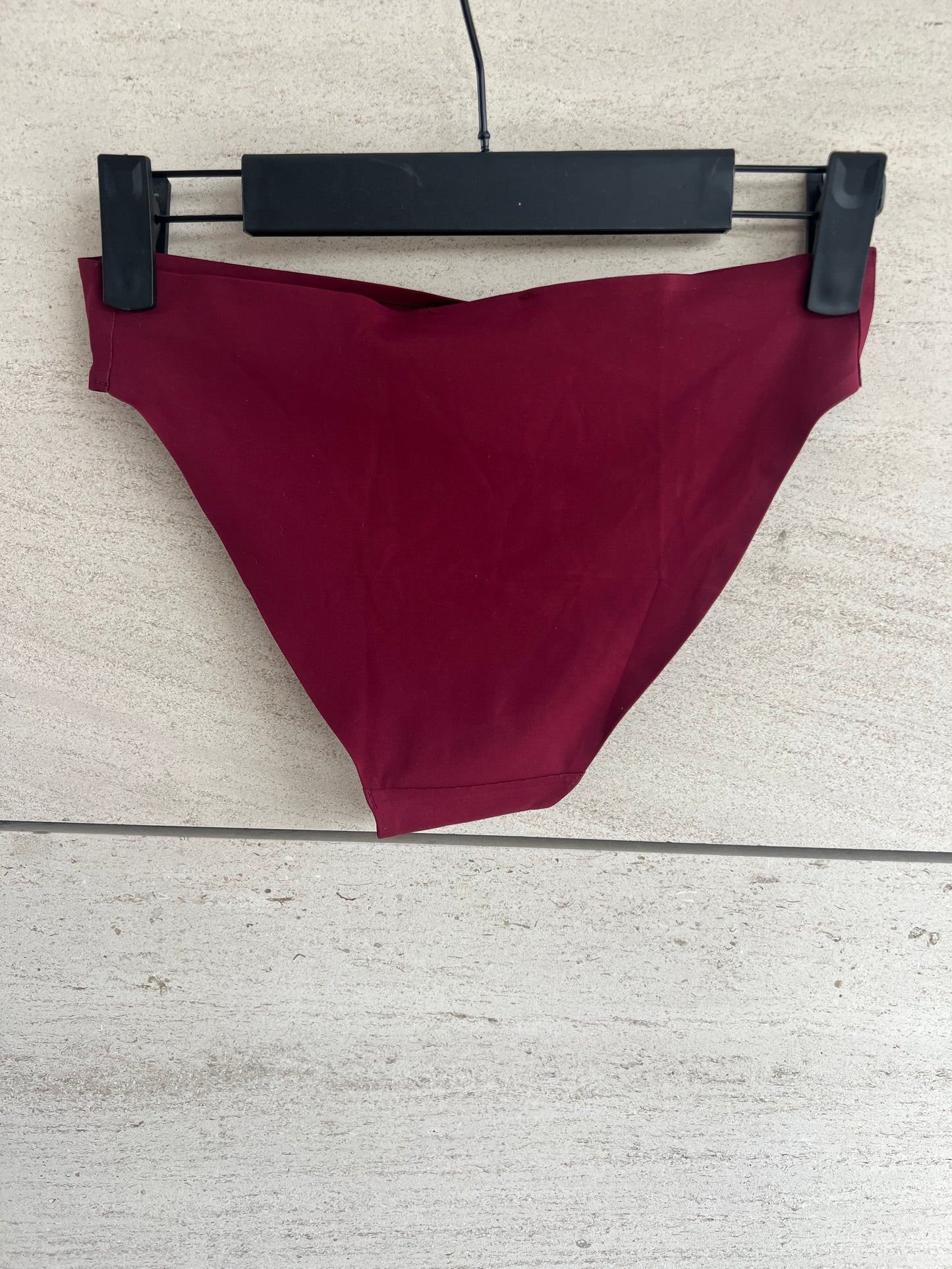 ZARA. Braguita burdeos textura. T S