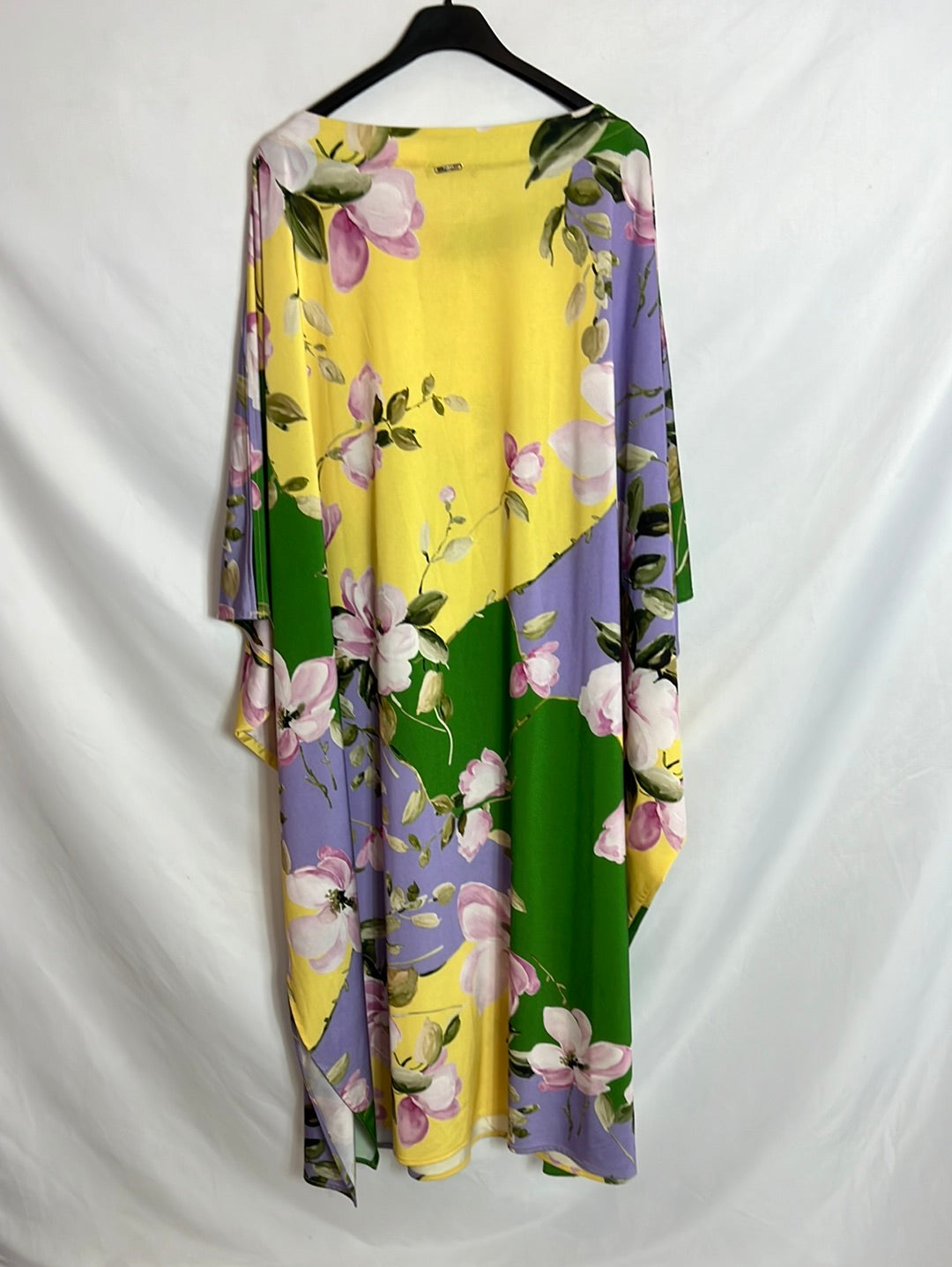 NAULOVER. Loose dress with sleeve opening. Size 01 (xs/s)