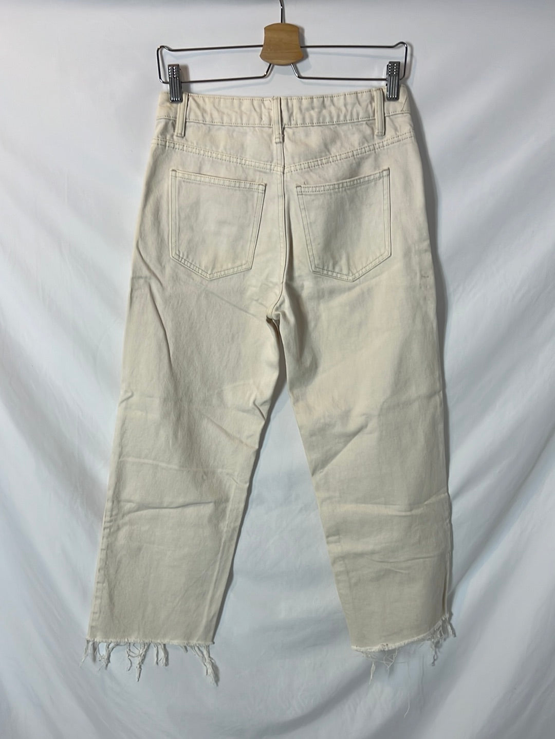 ZARA. Light straight denim with seam detail. Size 34