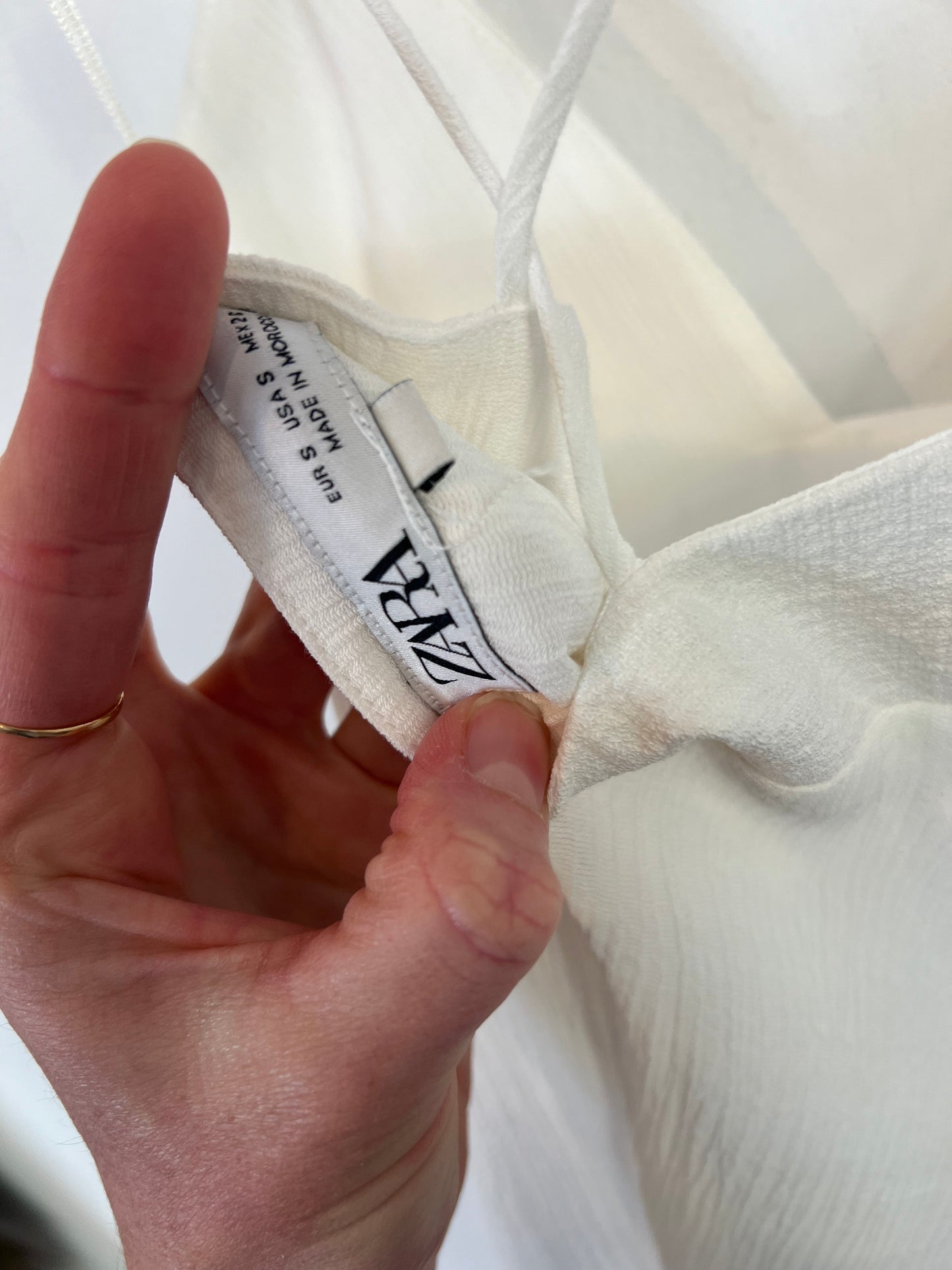 ZARA. Vestido largo blanco textura T.s