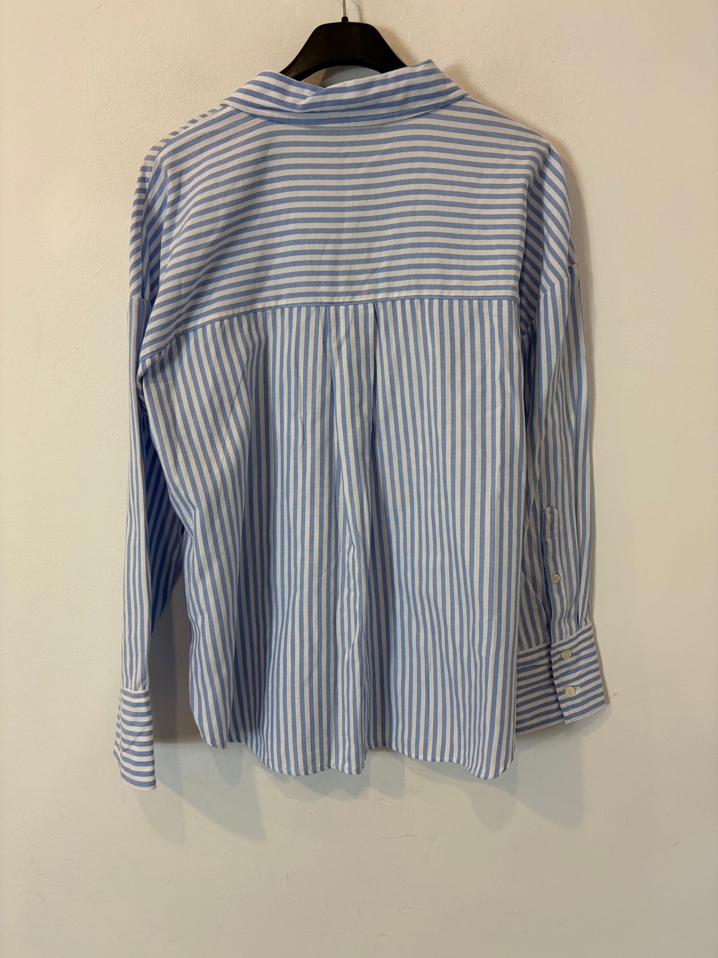 ZARA. Camisa Oxford rayas