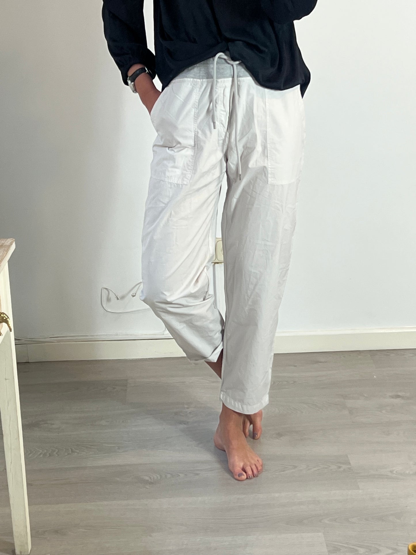 JAMES PERSE. Pantalón beige textura. T 1(36)