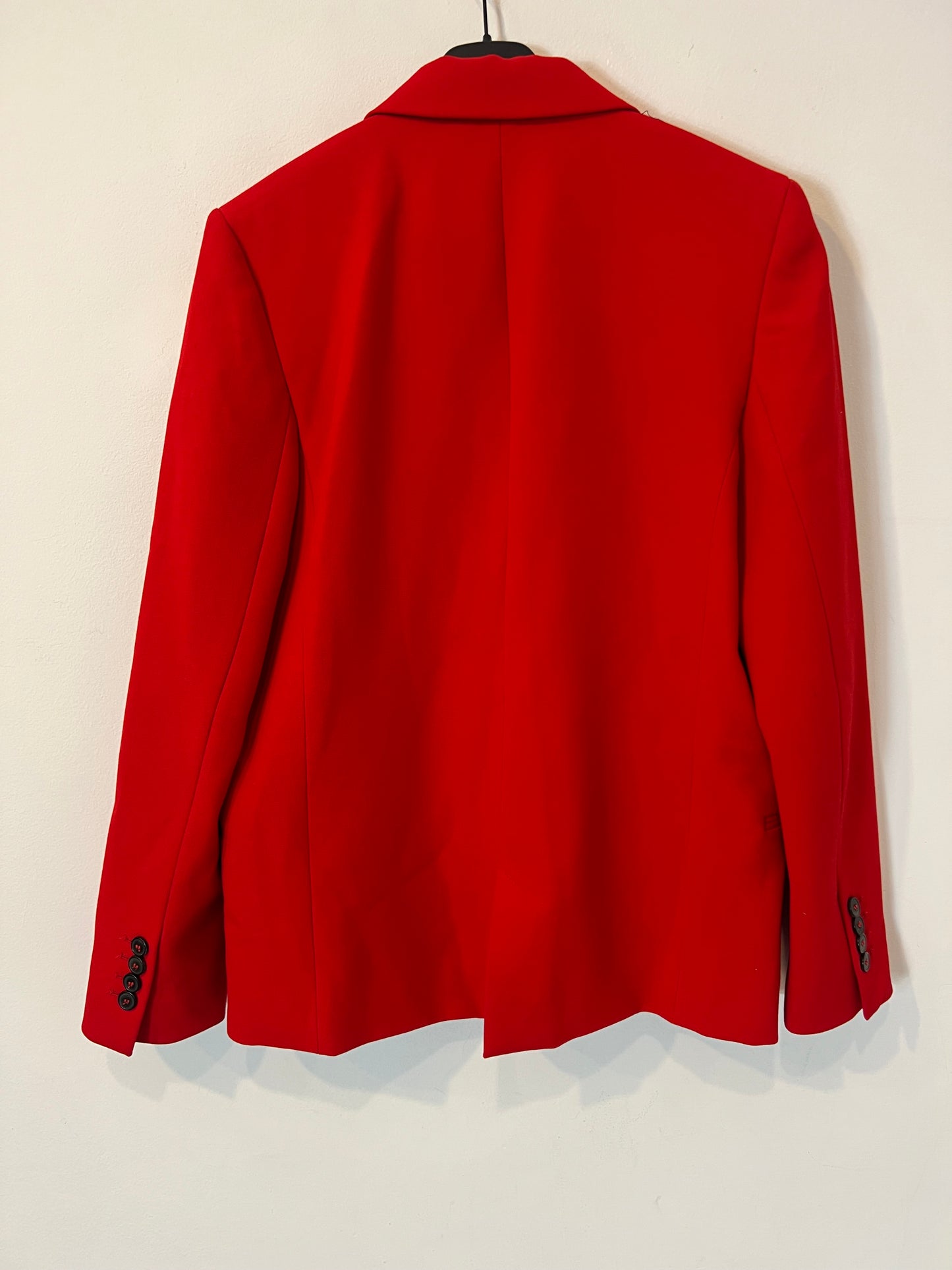 ZARA. Blazer roja recta. T S
