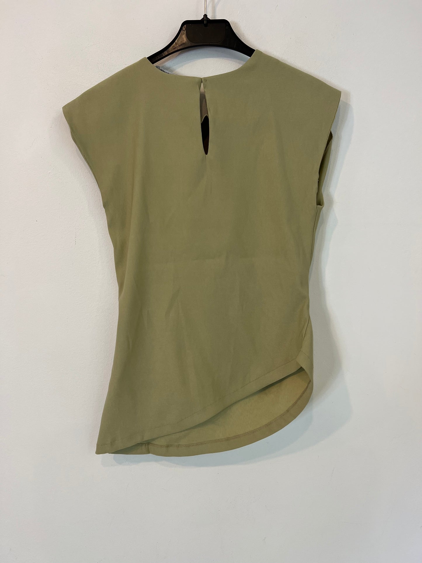 ZARA. Top verde oliva detalle fruncido T.s
