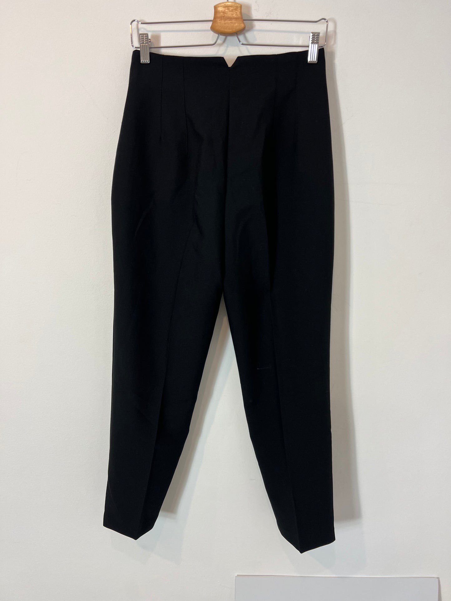 ZARA. Black pleated trousers Tm