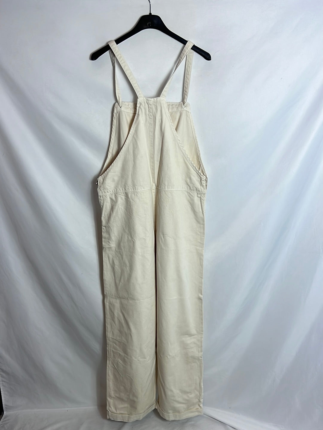 MANGO. Peto beige cintura ajustable. T M