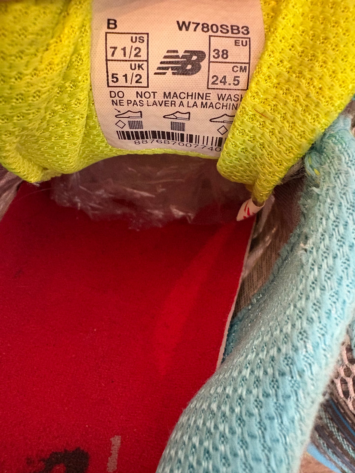 NEW BALANCE. Zapatillas running 780V3. T 38