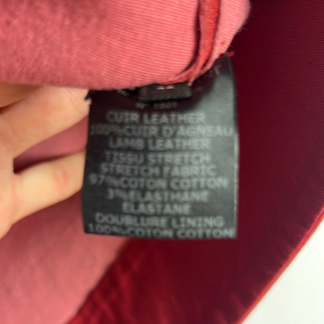 ISABEL MARANT. Falda corta piel roja oscuro. T 38