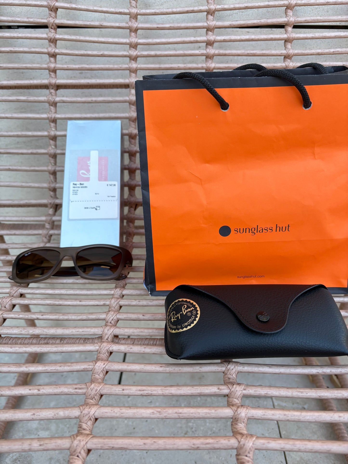 RAYBAN. Gafas de sol mate