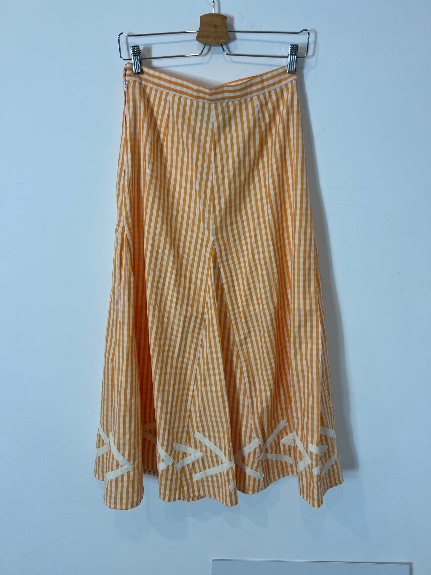 IQ COLLECTION. Total look mostaza rayas T.m