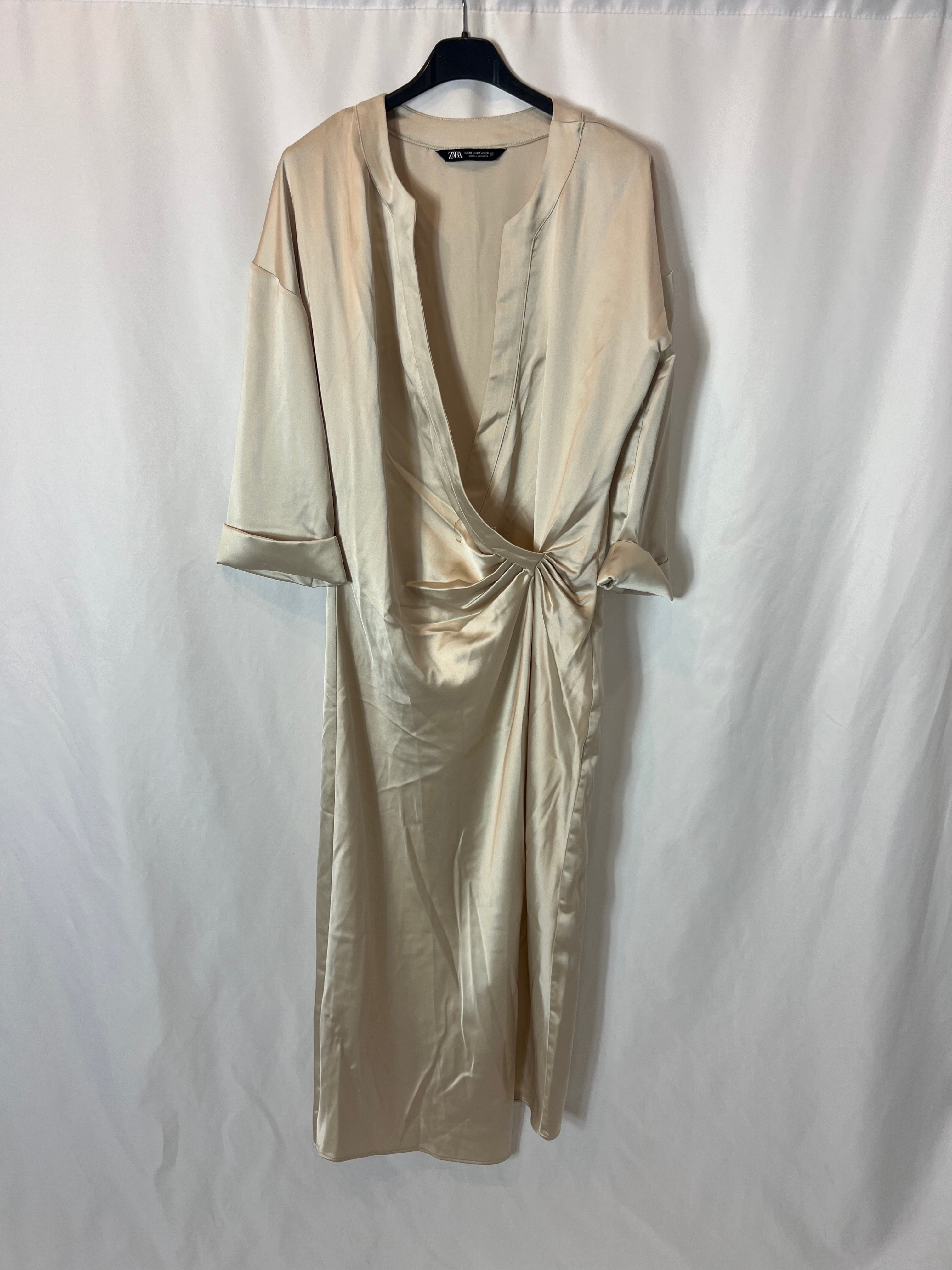 gold satin dress zara ZARA. Beige T.xs – Hibuy market Color:Solstice Orange (Pre-order 9/15) chinoskhakis My wedding dress feels voltaire creates timeless pieces