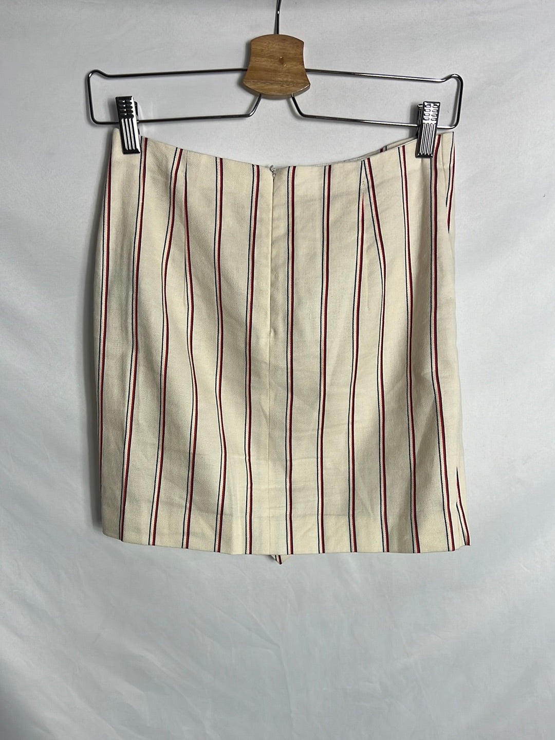 BA&SH. Falda corta beige rayas. T 1(S)