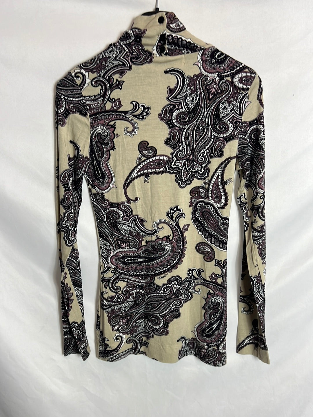 ZARA. Top cuello alto estampado. T S