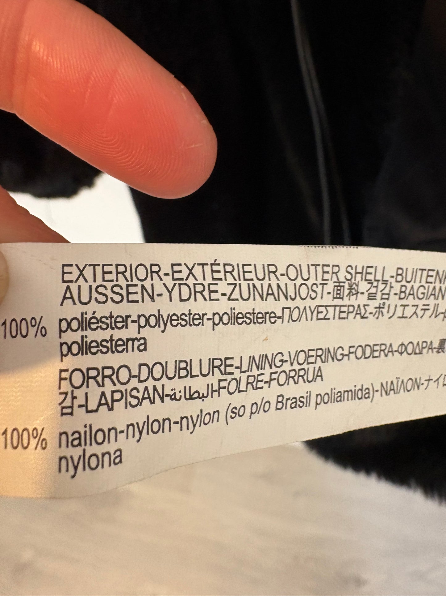 ZARA. Abrigo negro pelo