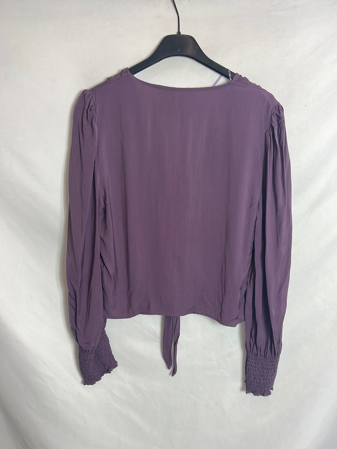 ZARA. Blusa morada lazada. T S