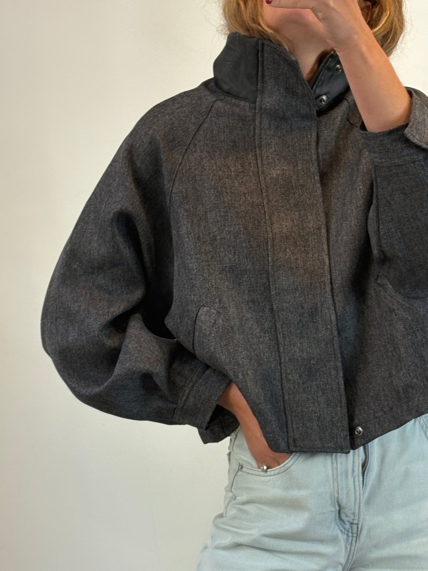 SCALPERS. Chaqueta bomber cuello contraste