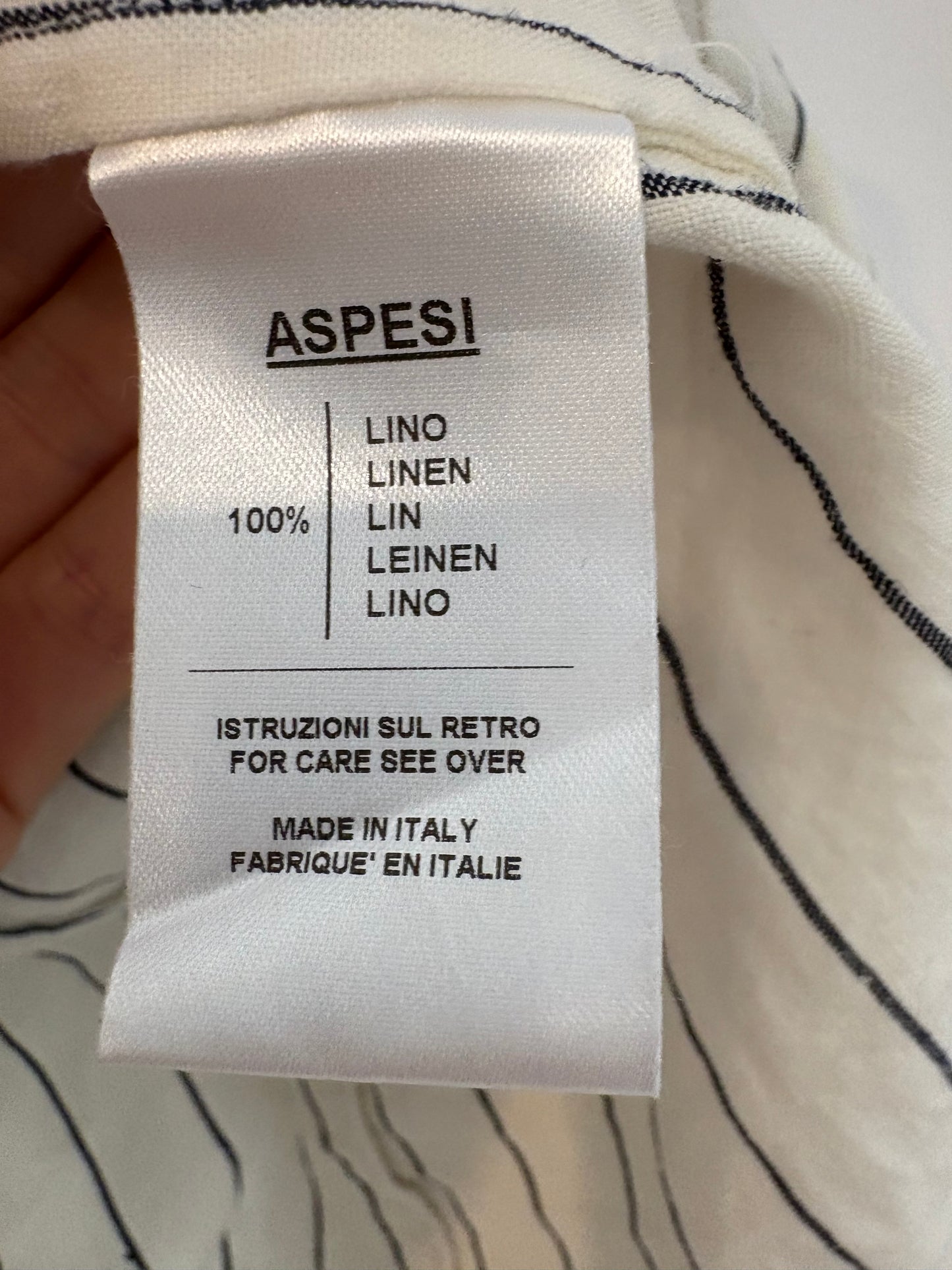 ASPESI. Blue-striped linen total look. TS