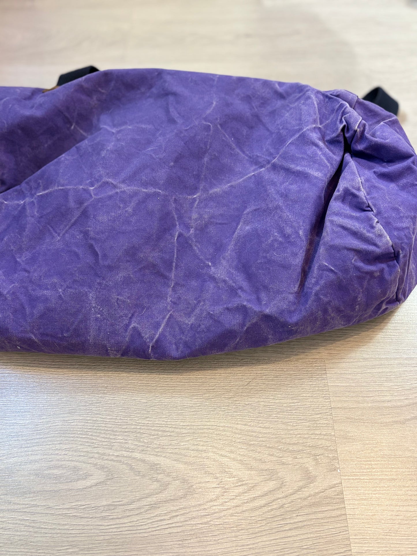 NAPAPIJRI. Bolsa deportiva /de viaje morada