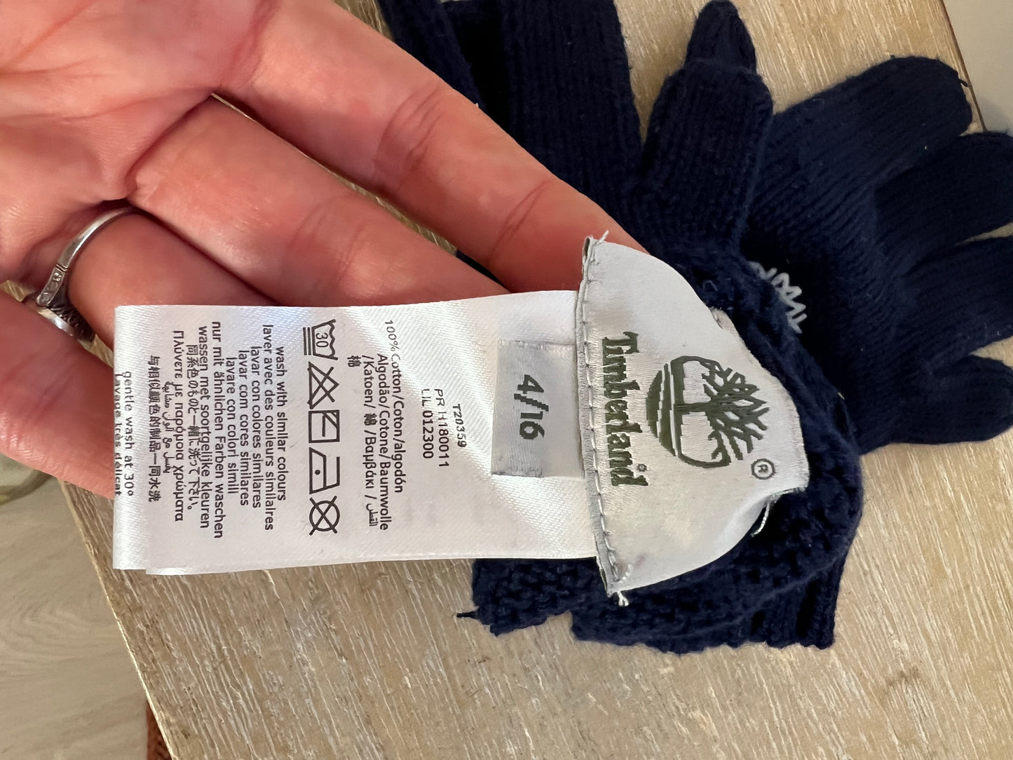 TIMBERLAND. Guantes azules T.6 años
