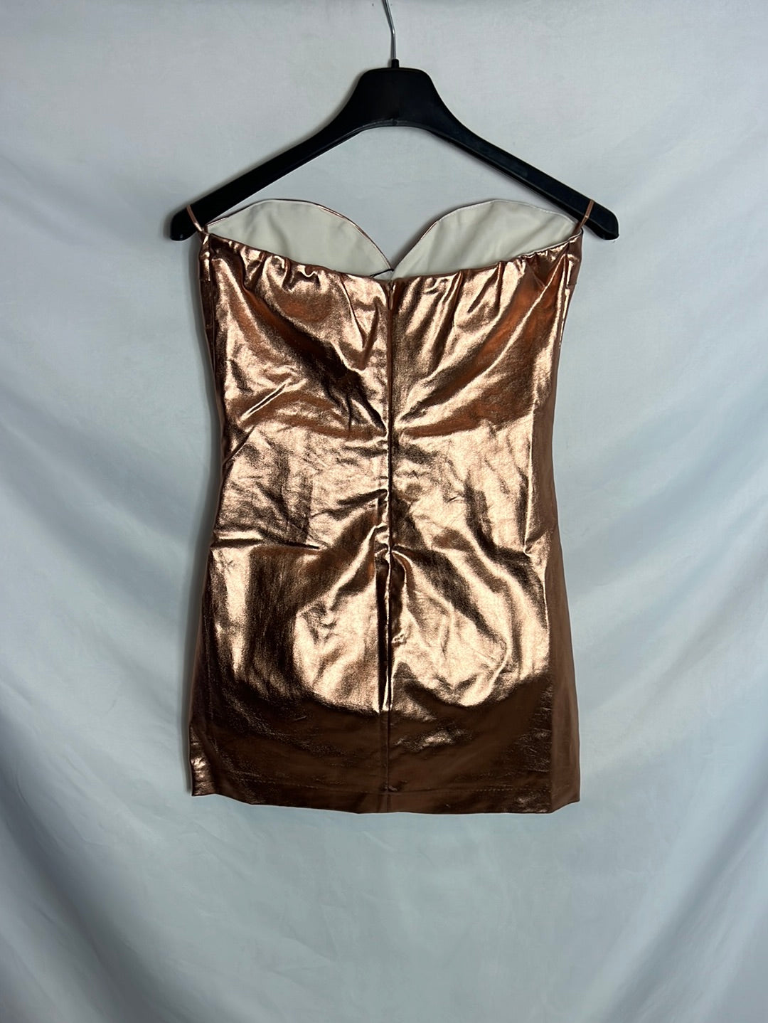 ZARA. Vestido corto metalizado. T S