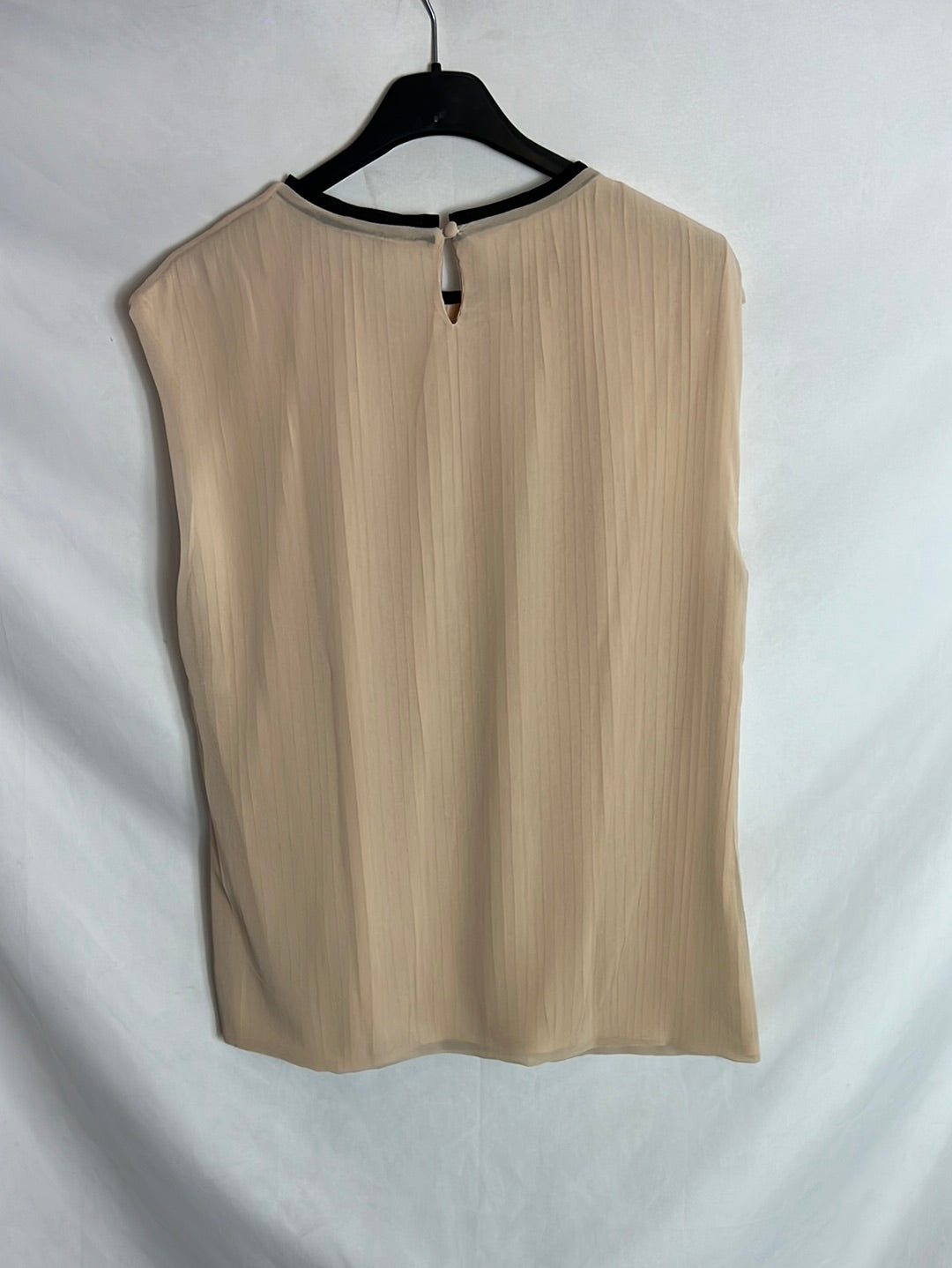 MASSIMO DUTTI. Top color nude doble capa. T M