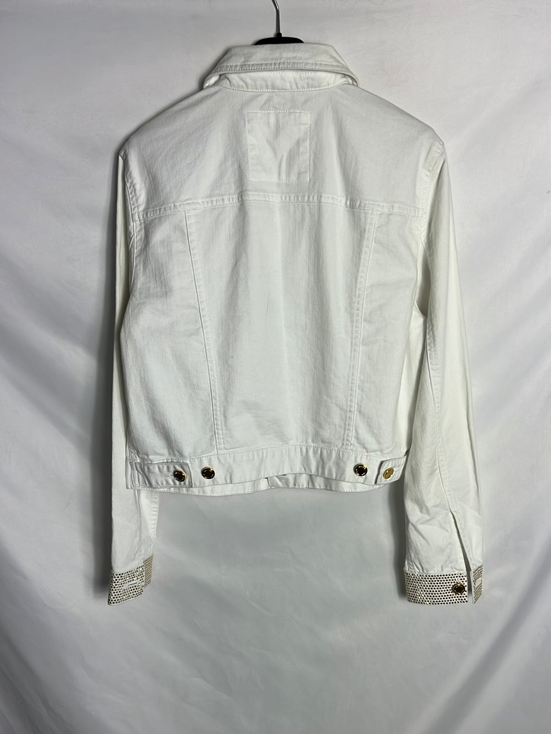 MICHAEL KORS. Chaqueta denim tachuelas doradas. T L(s/m) (Tara)