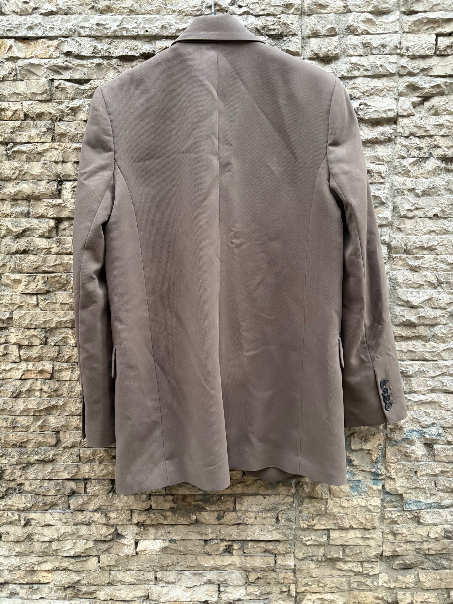 ZARA. Blazer fluida marrón