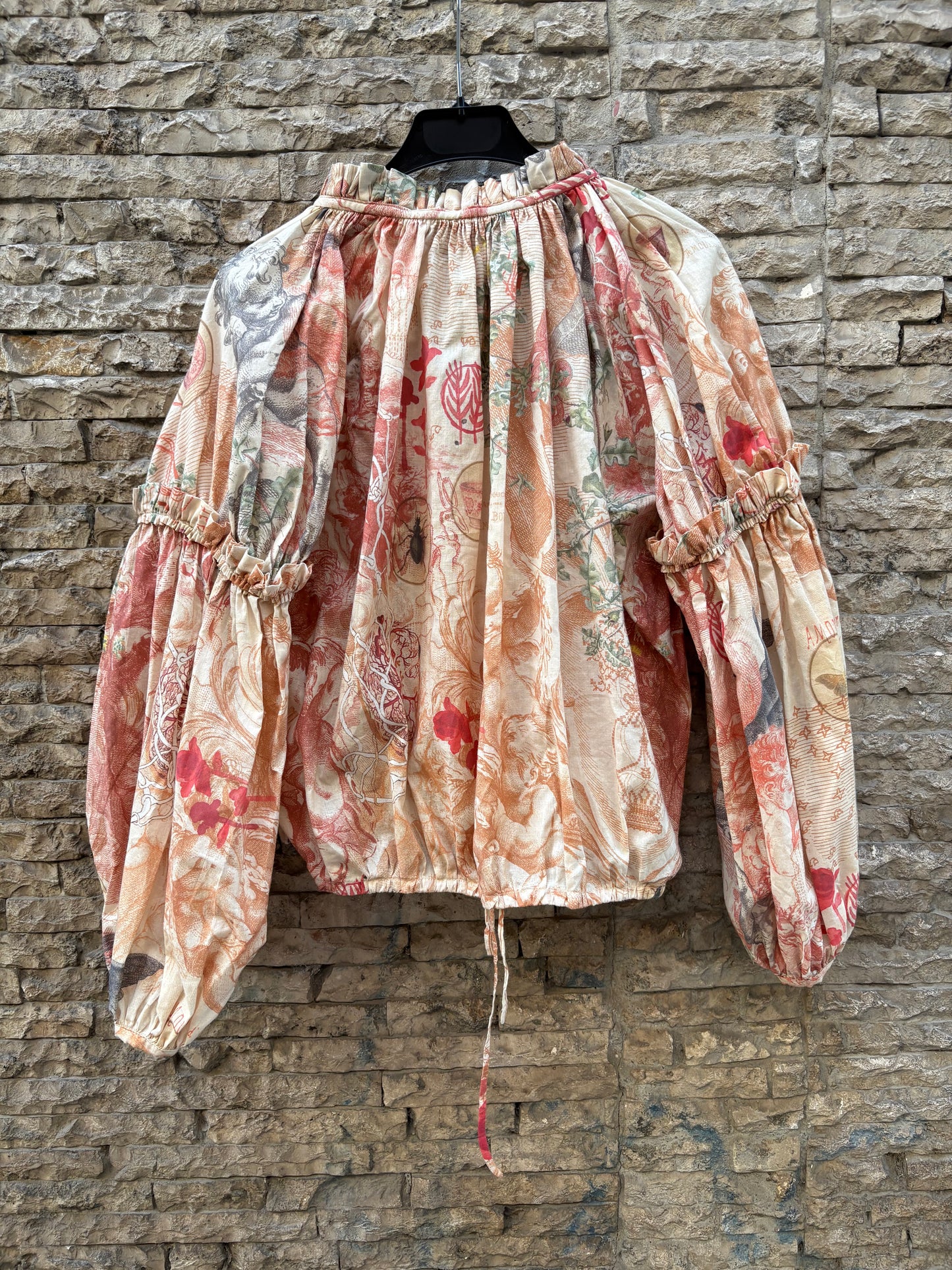 PAULA MARTINI. Blusa estampada volumen