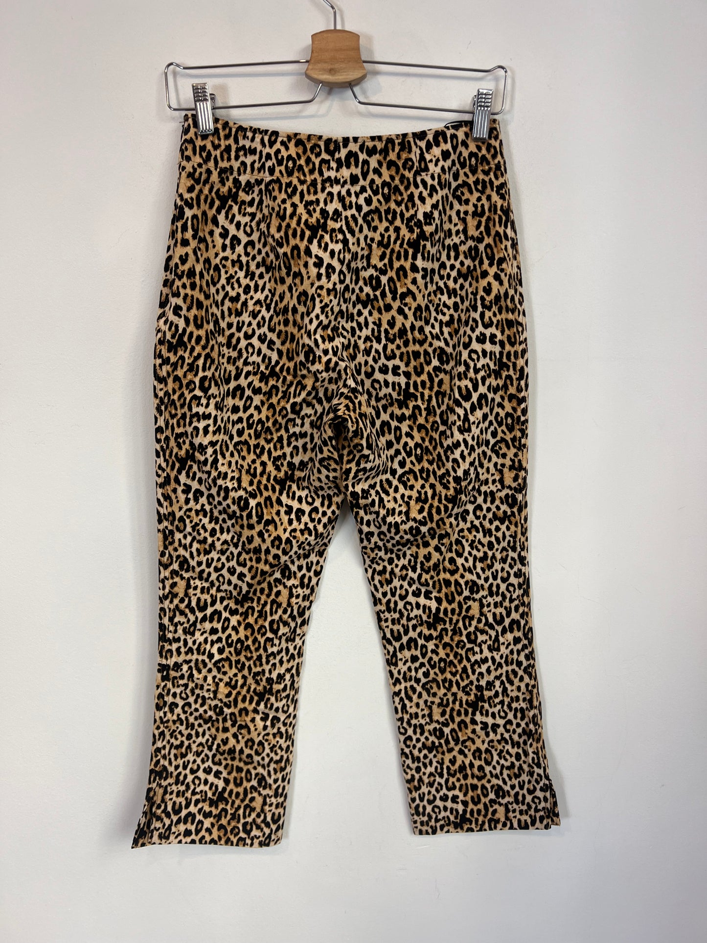 ZARA. Flared animal print trousers T.xs