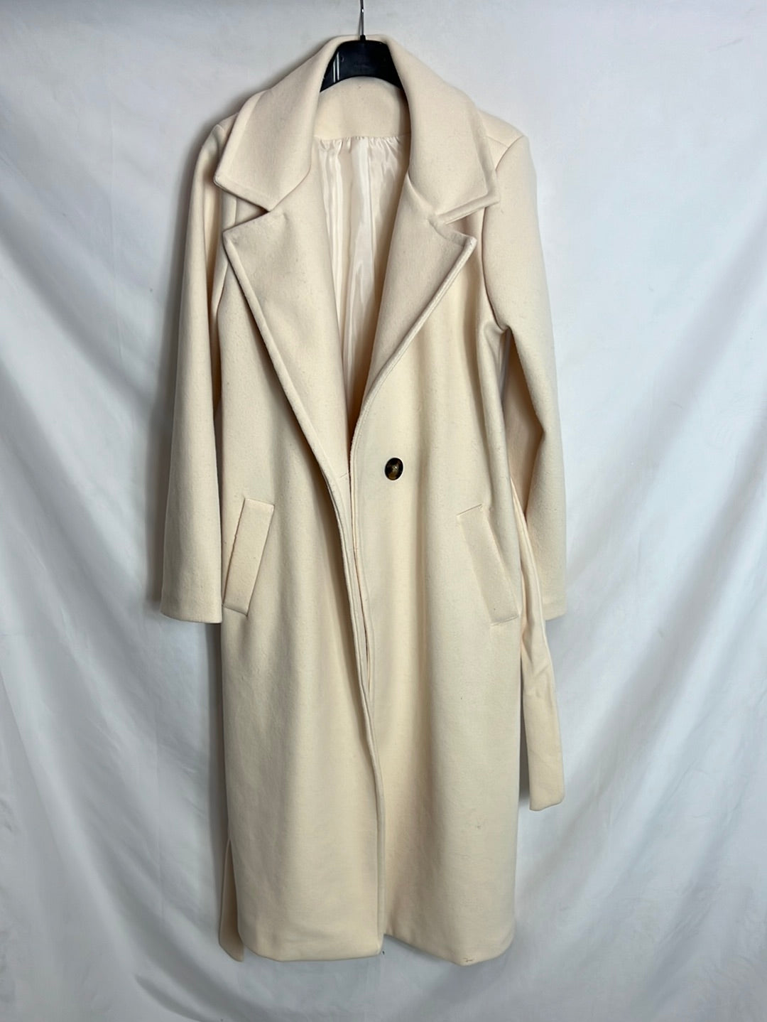 BASYCO JEREZ. Abrigo largo color crudo. TU(s/m)