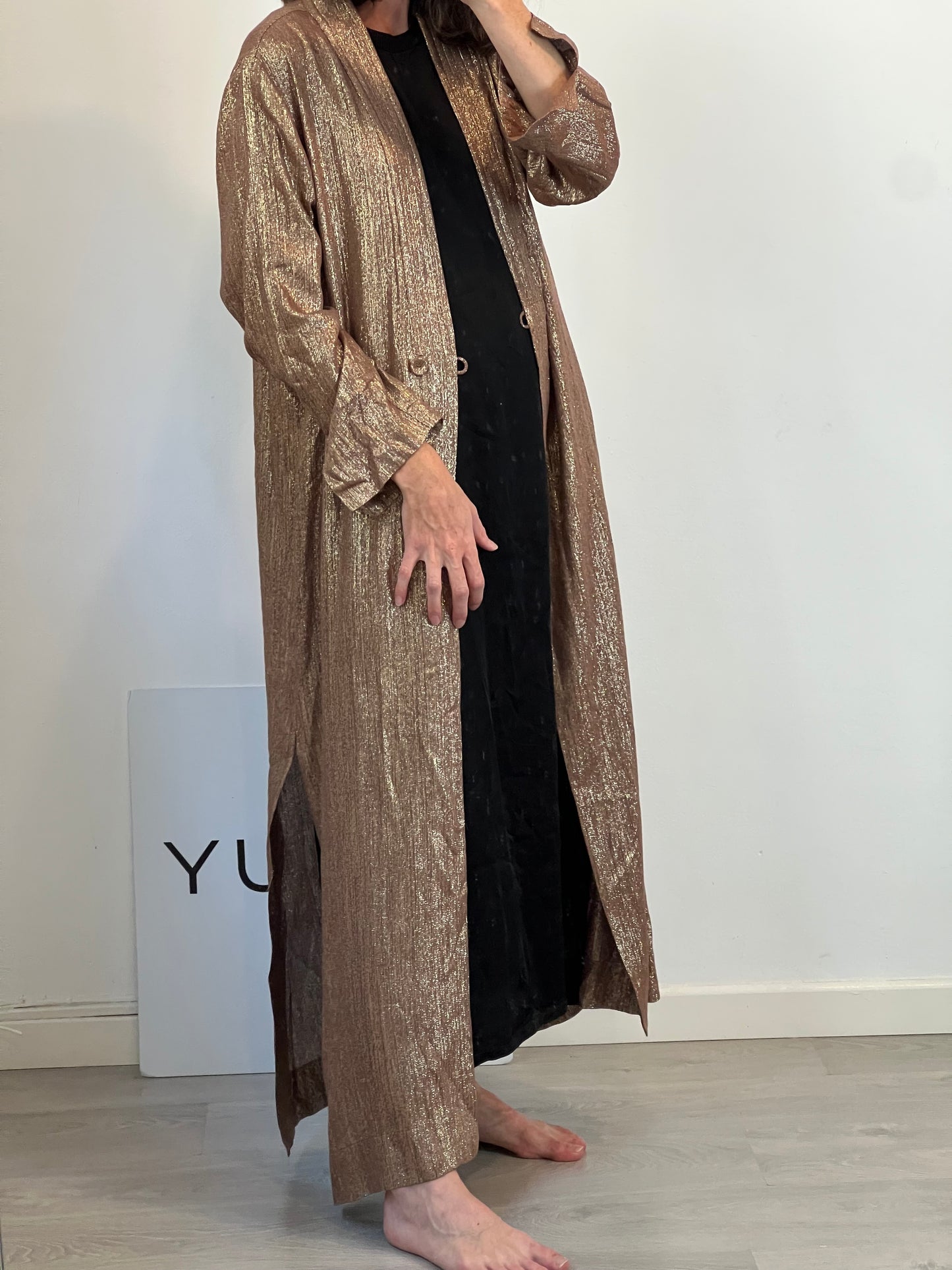 MAKSU. Kimono ocre hilos T.m
