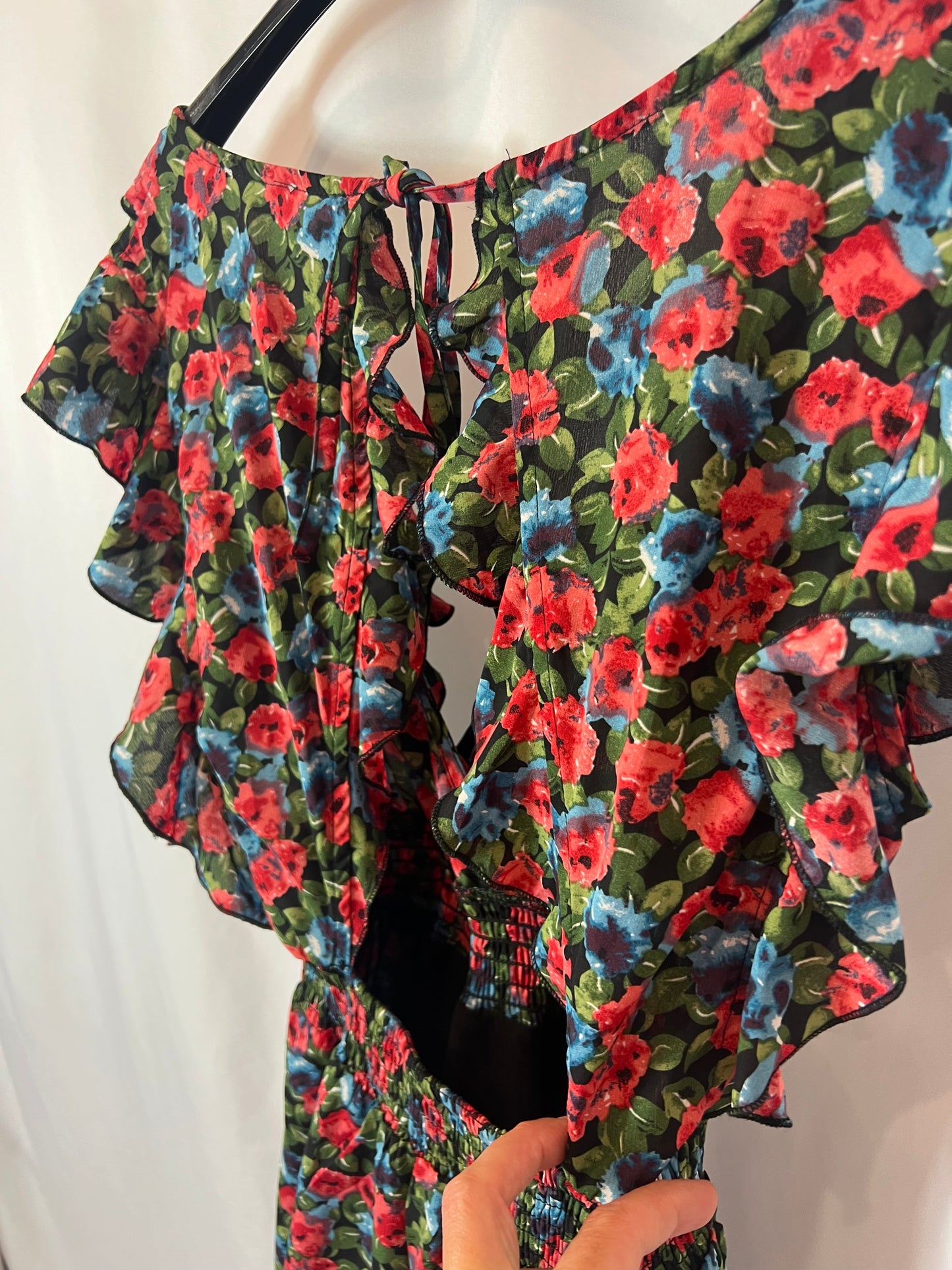 KILKY. Vestido corto flores T.s/m