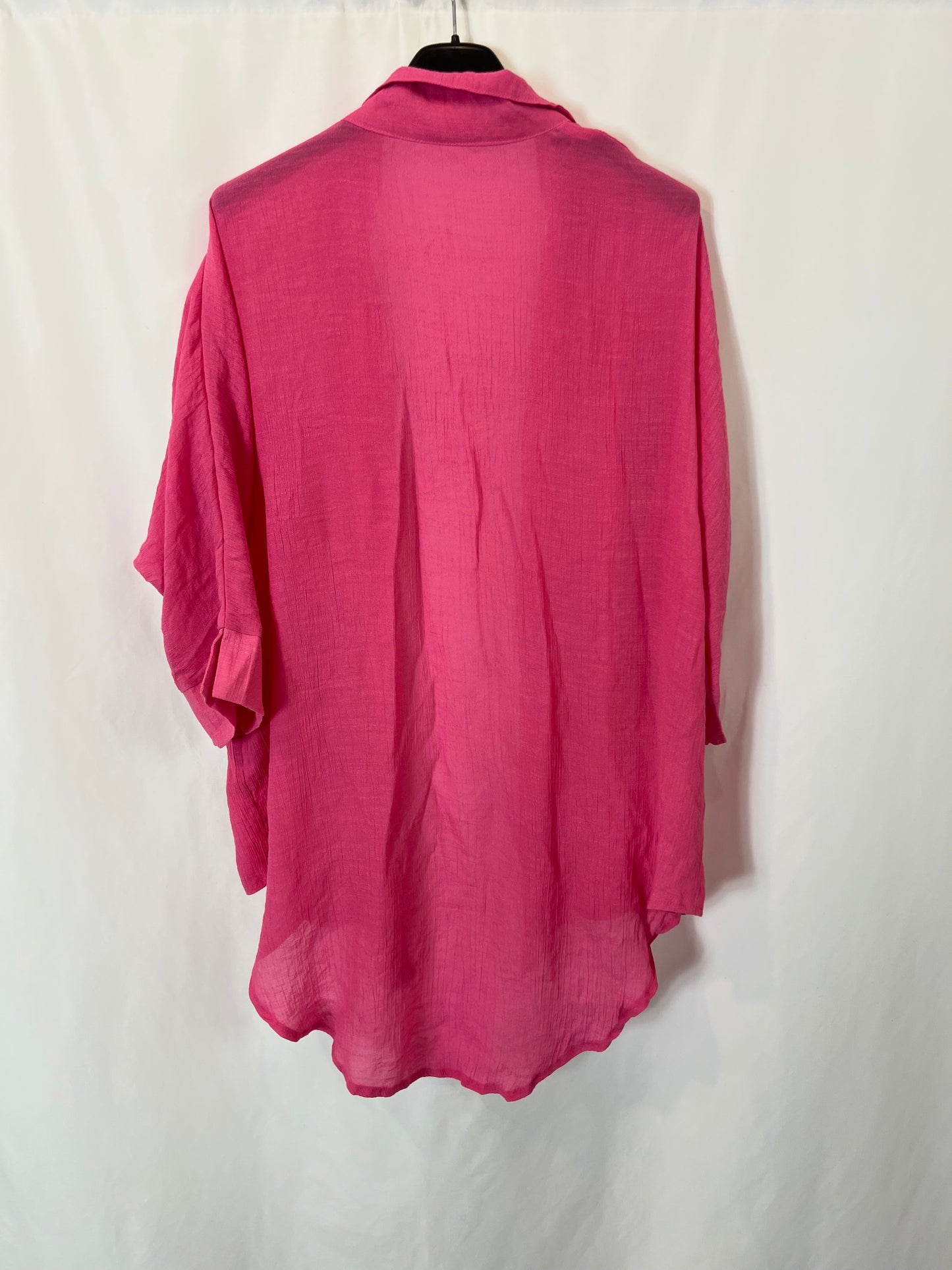 OTRAS. sobrecamisa rosa textura T.s