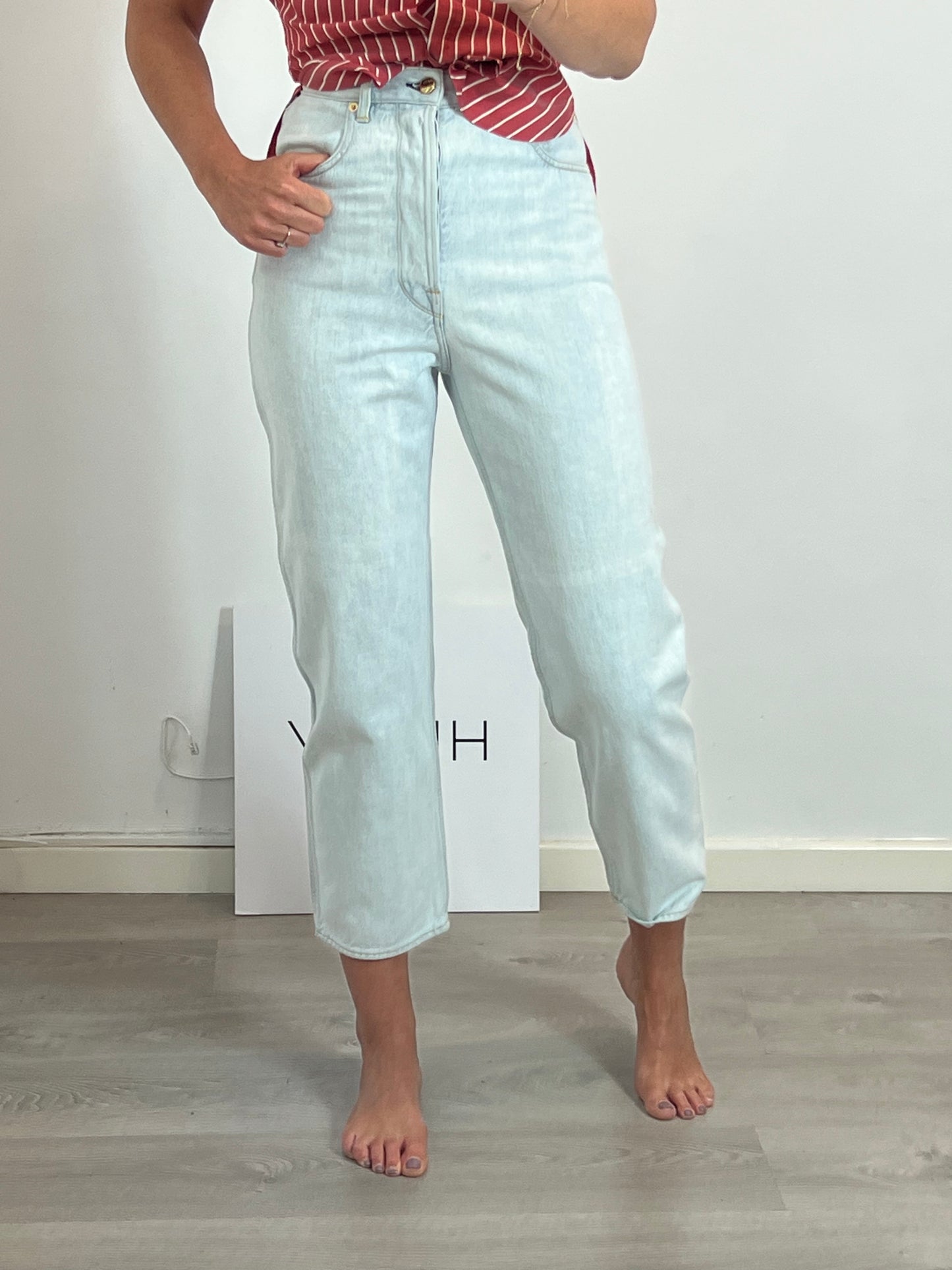 GOLDEN GOOSE. Denim claro abotonado. T 25 (34)