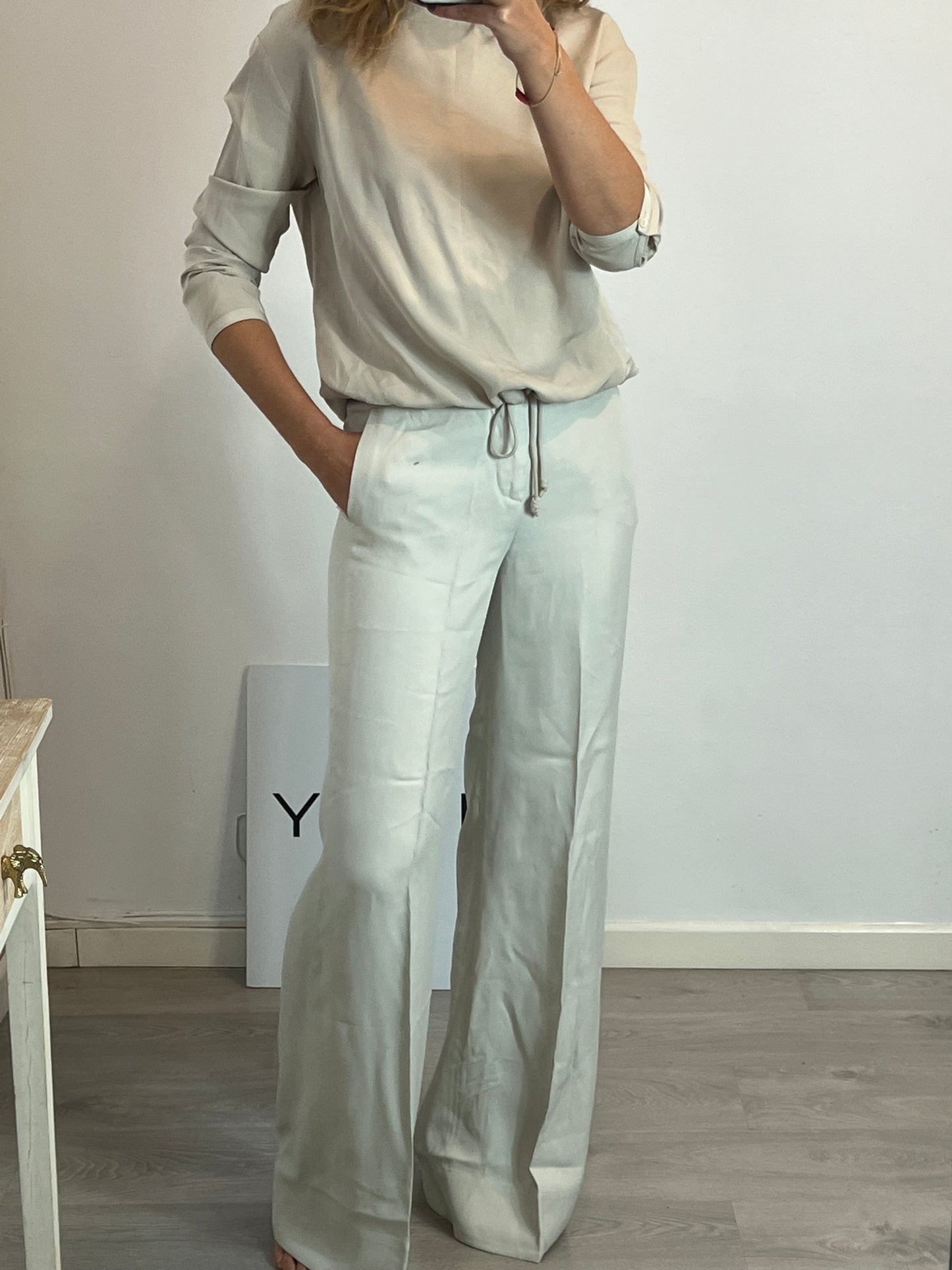 ZARA. Wide-leg pleated trousers Ts