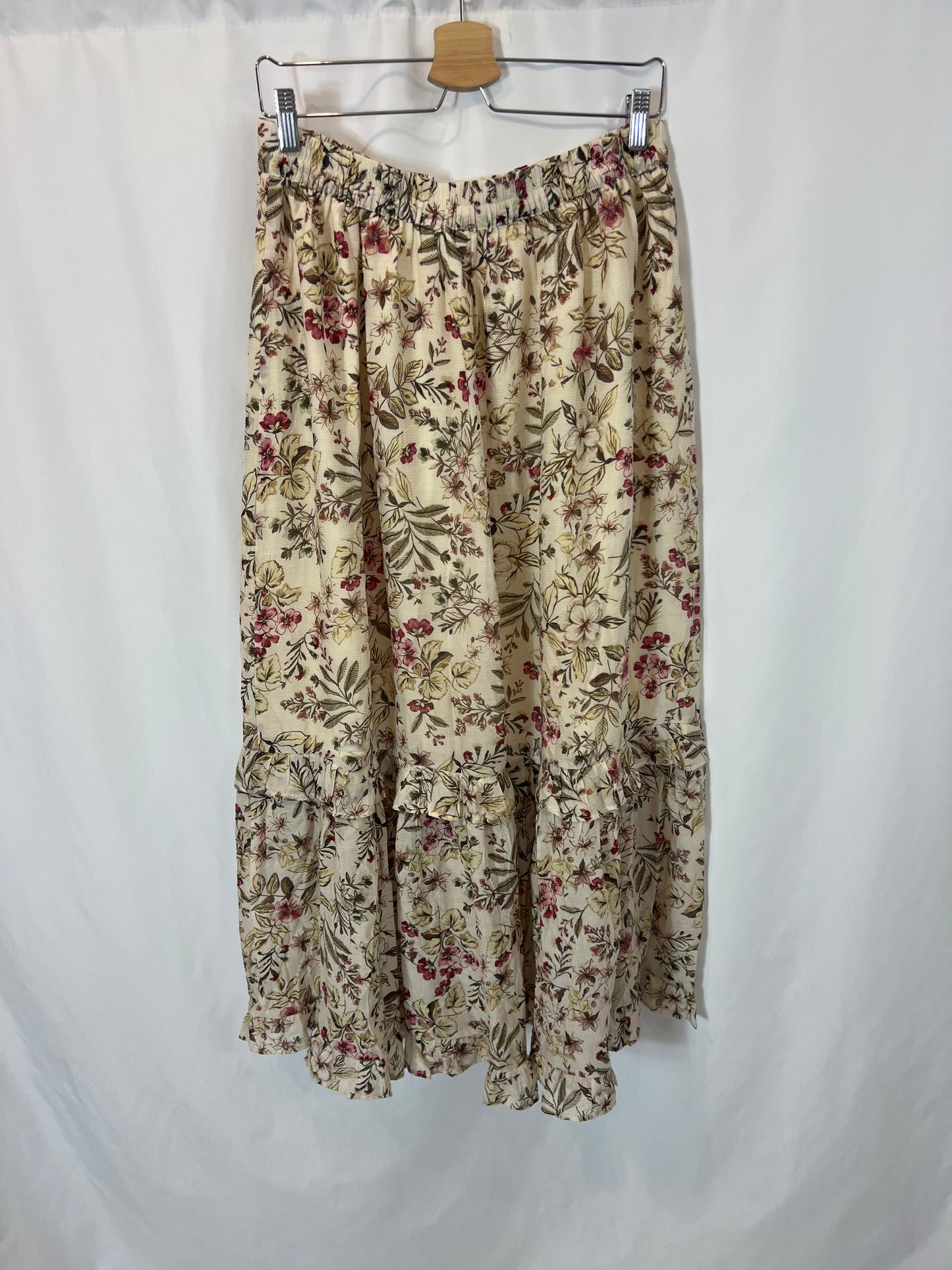 MANGO. falda larga beige flores T.l