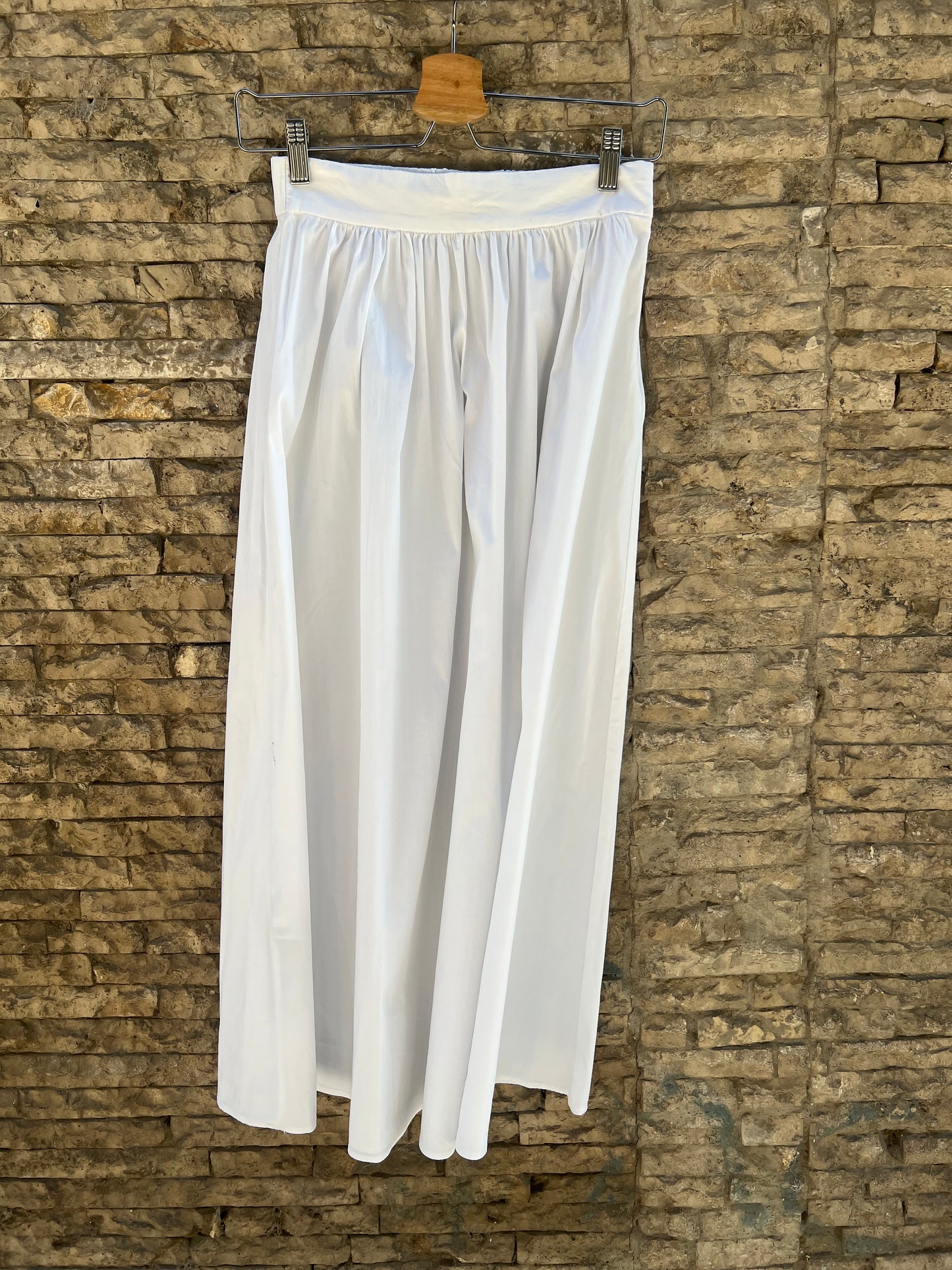 AMEÉ. Sleeveless fringed sweater S.(s)