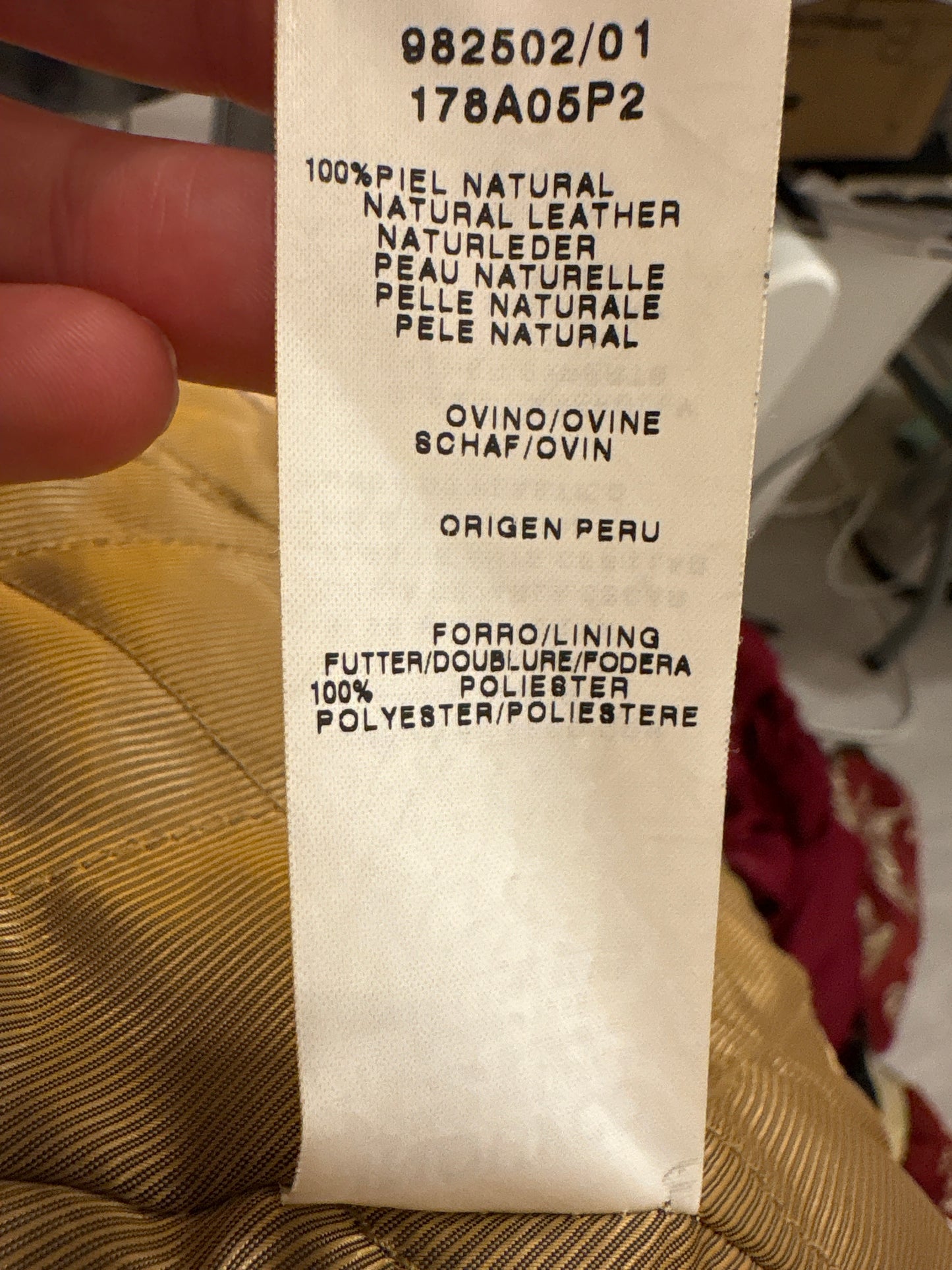 TINTORETTO.Cazadora beige piel