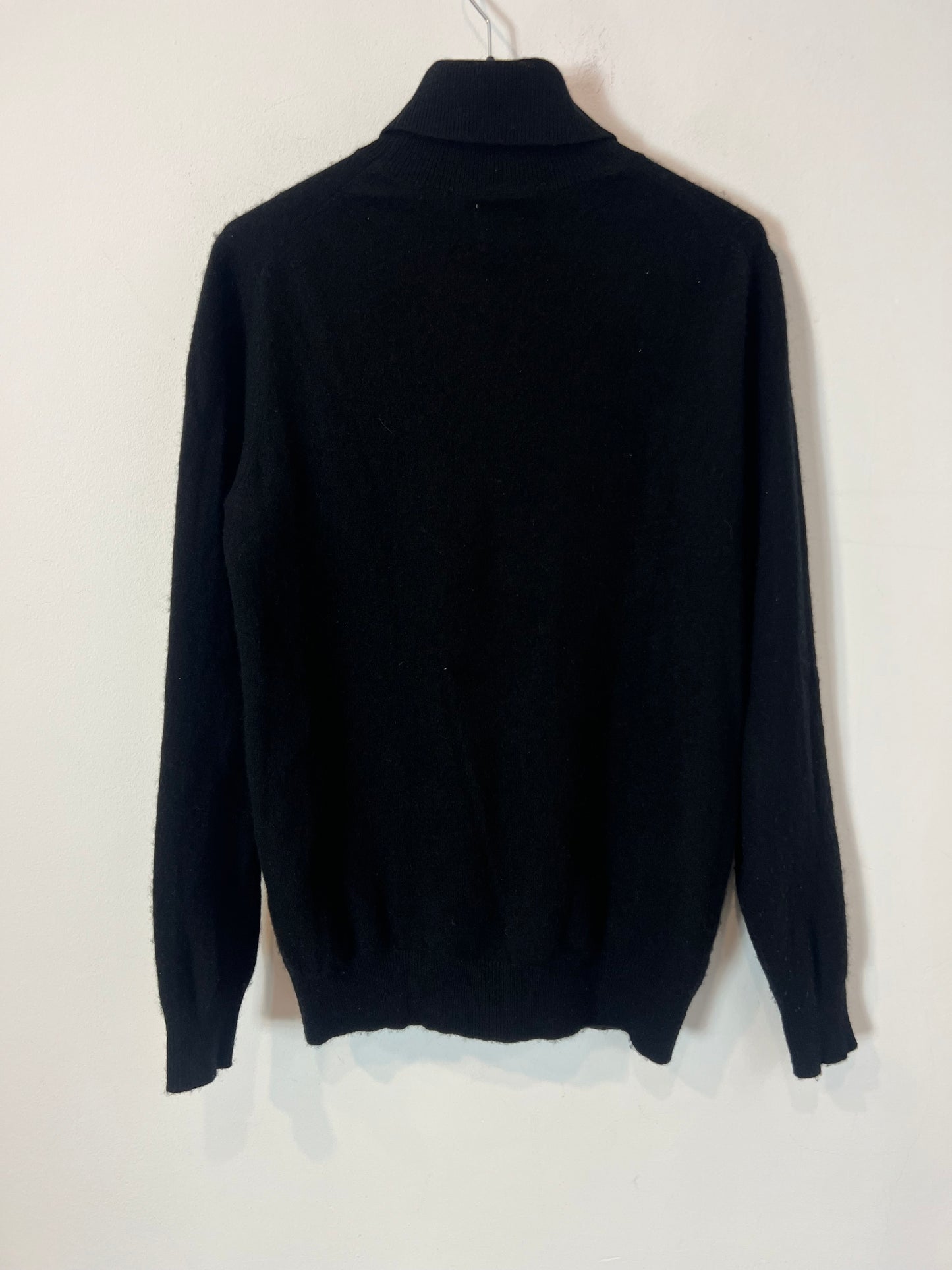 ZARA. Jersey negro cahsmere T.s